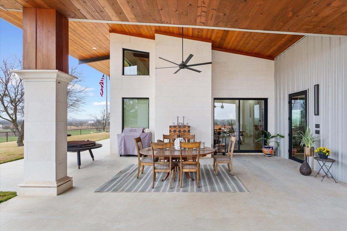 11579 Willow Grove Road, Moody, TX 76557