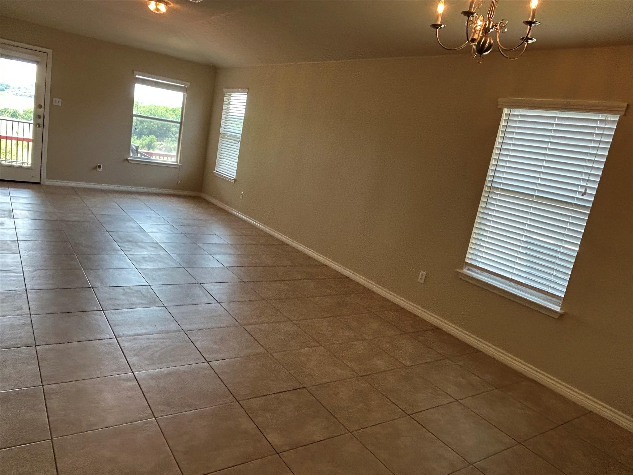 670 Covent Dr, Kyle, TX 78640