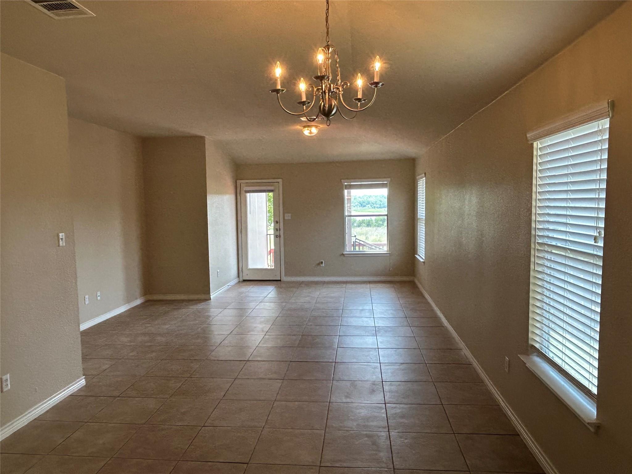 670 Covent Dr, Kyle, TX 78640