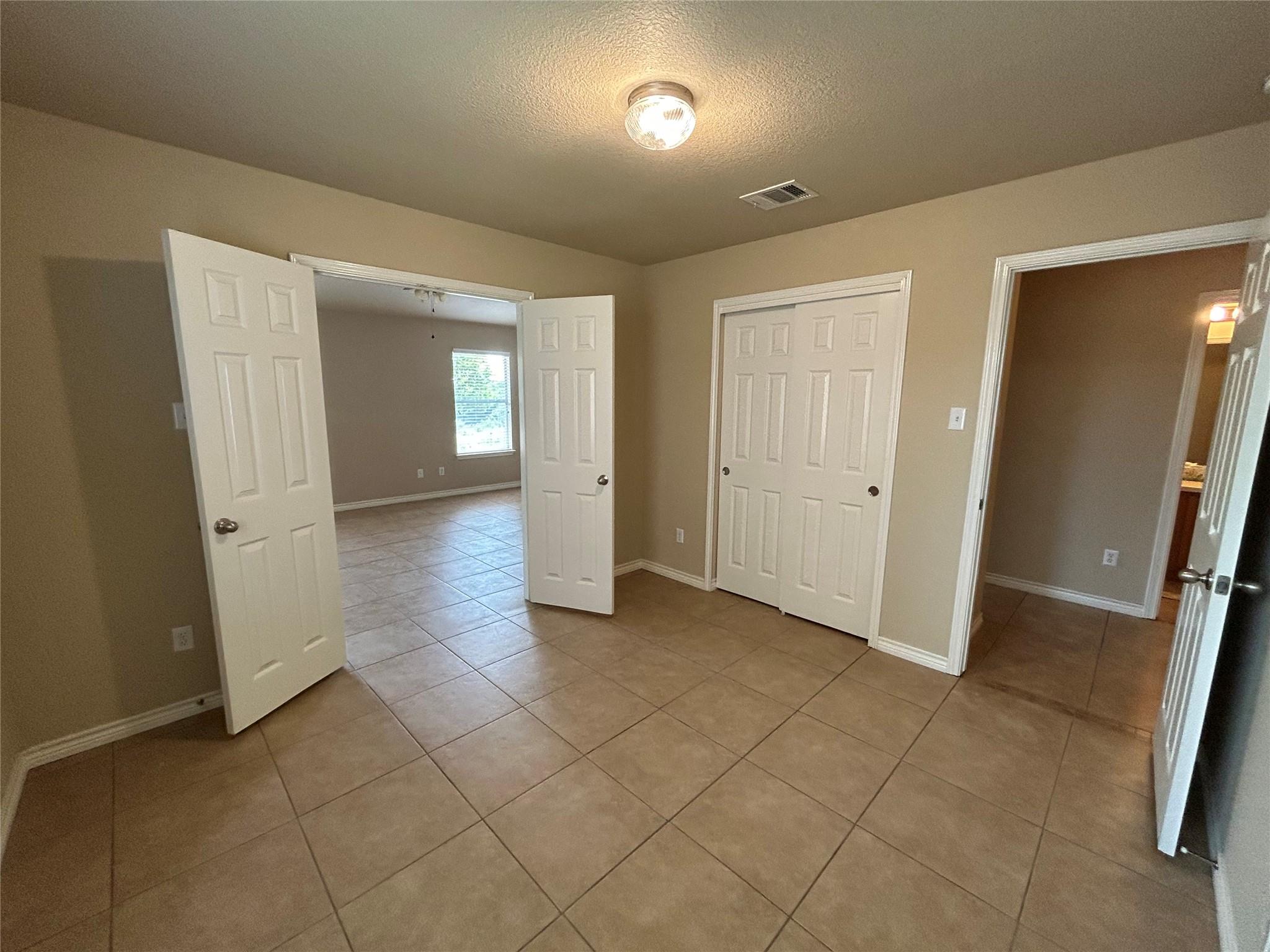 670 Covent Dr, Kyle, TX 78640