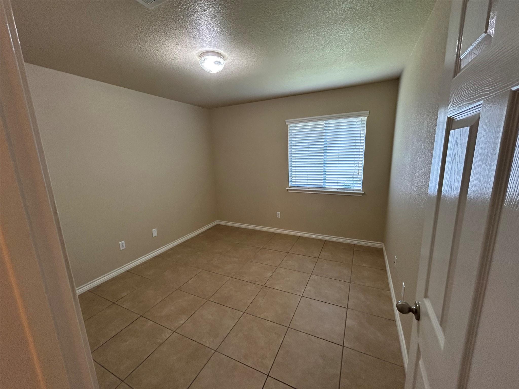 670 Covent Dr, Kyle, TX 78640