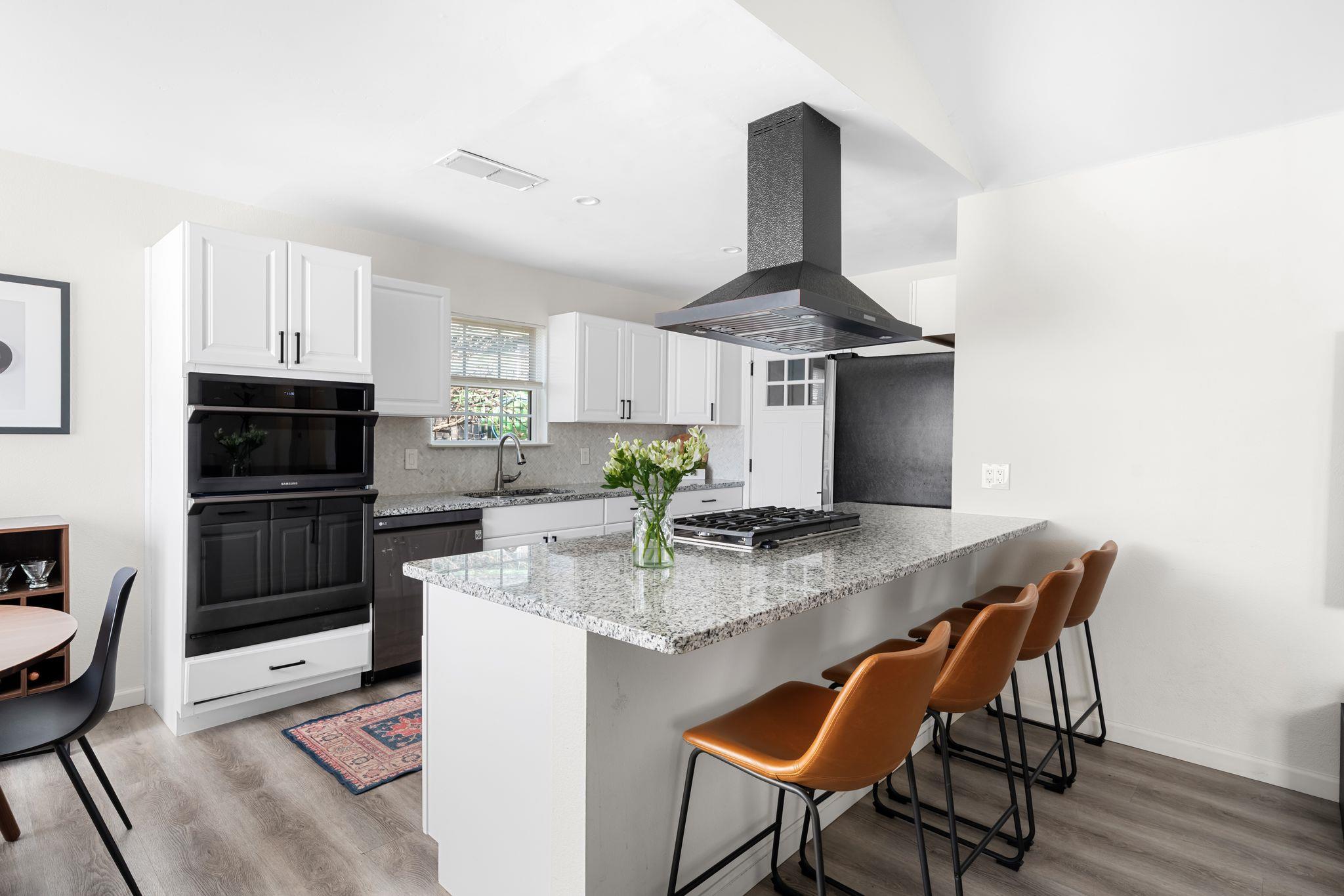 6305 Craigwood Cir, Austin, TX 78725