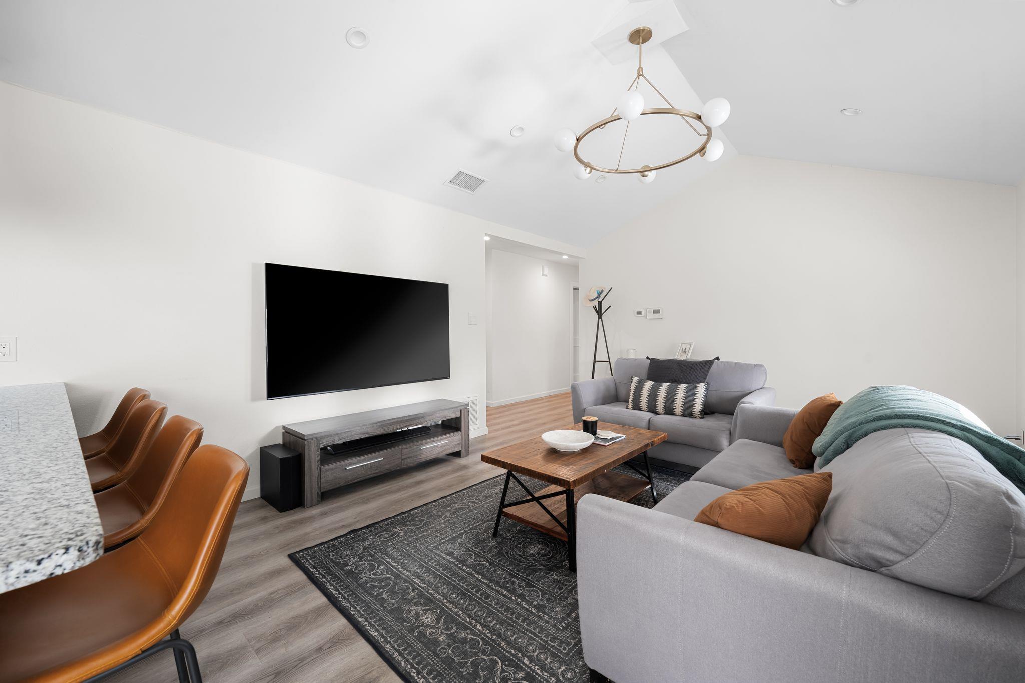 6305 Craigwood Cir, Austin, TX 78725