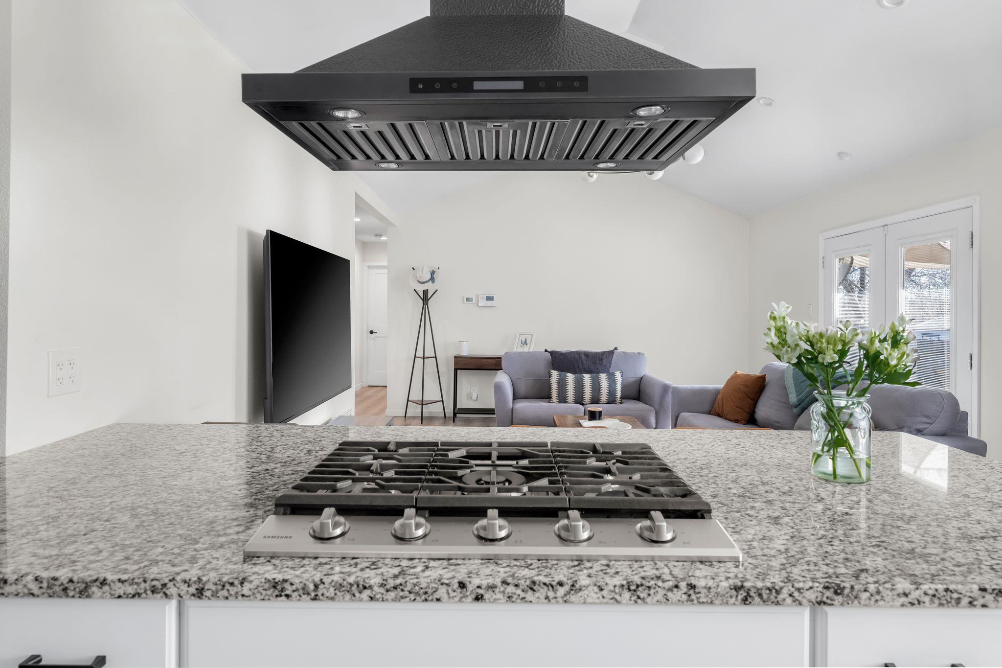 6305 Craigwood Cir, Austin, TX 78725