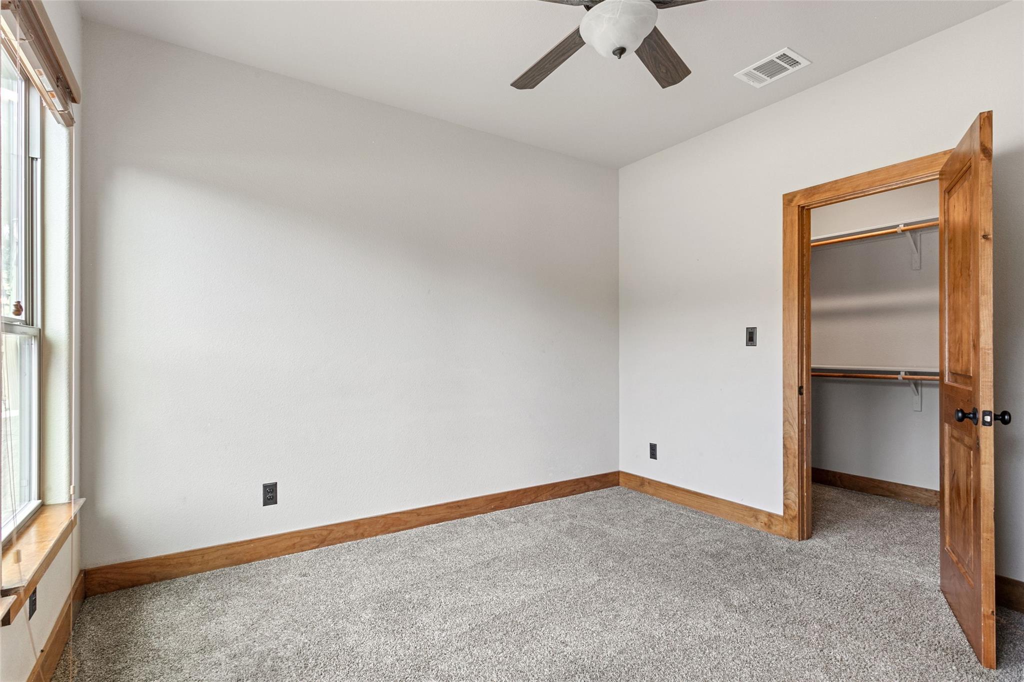 20603 Ridgeview Rd, Lago Vista, TX 78645