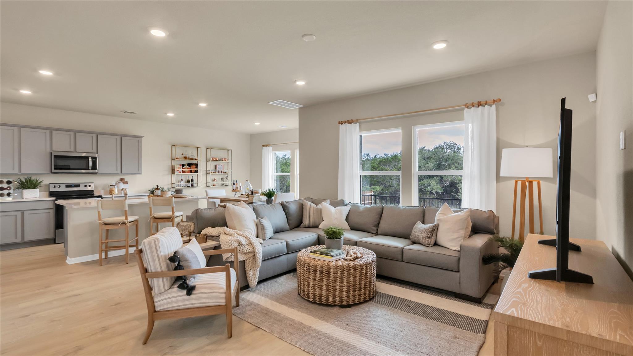 100 Heatherwood Ter, Marble Falls, TX 78654