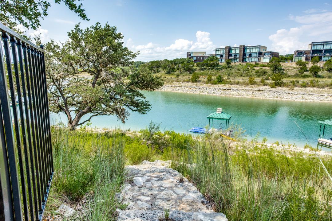 1307 Osprey Ridge Loop, Lago Vista, TX 78645