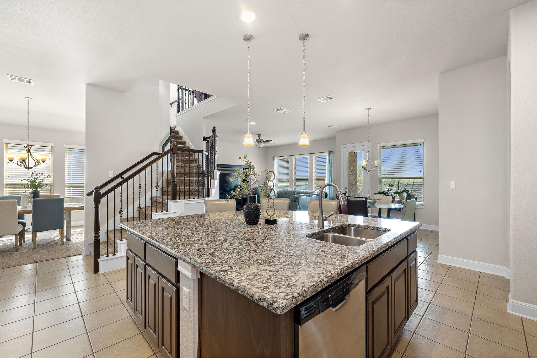 2725 Sorano Ave, Round Rock, TX 78665