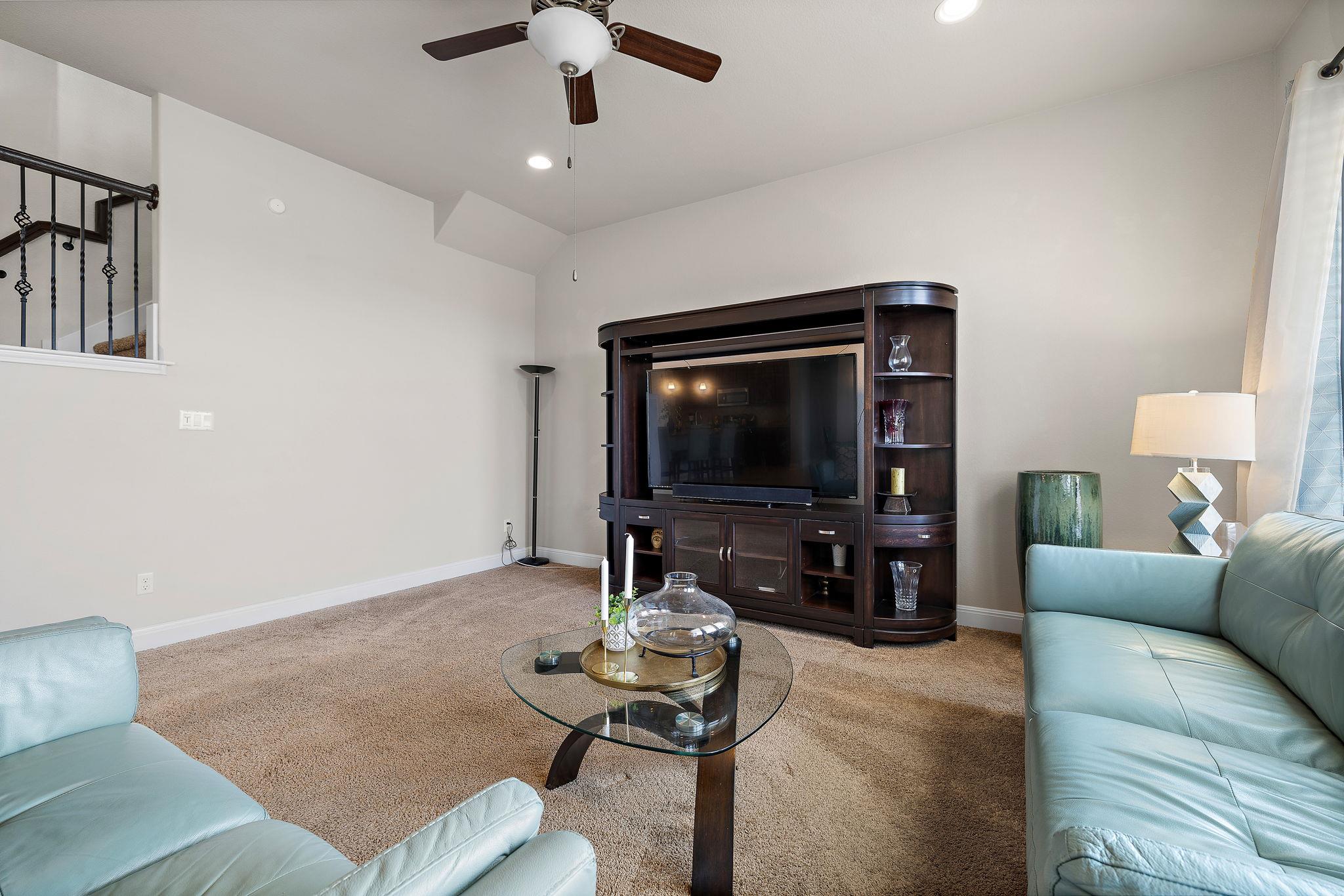 2725 Sorano Ave, Round Rock, TX 78665