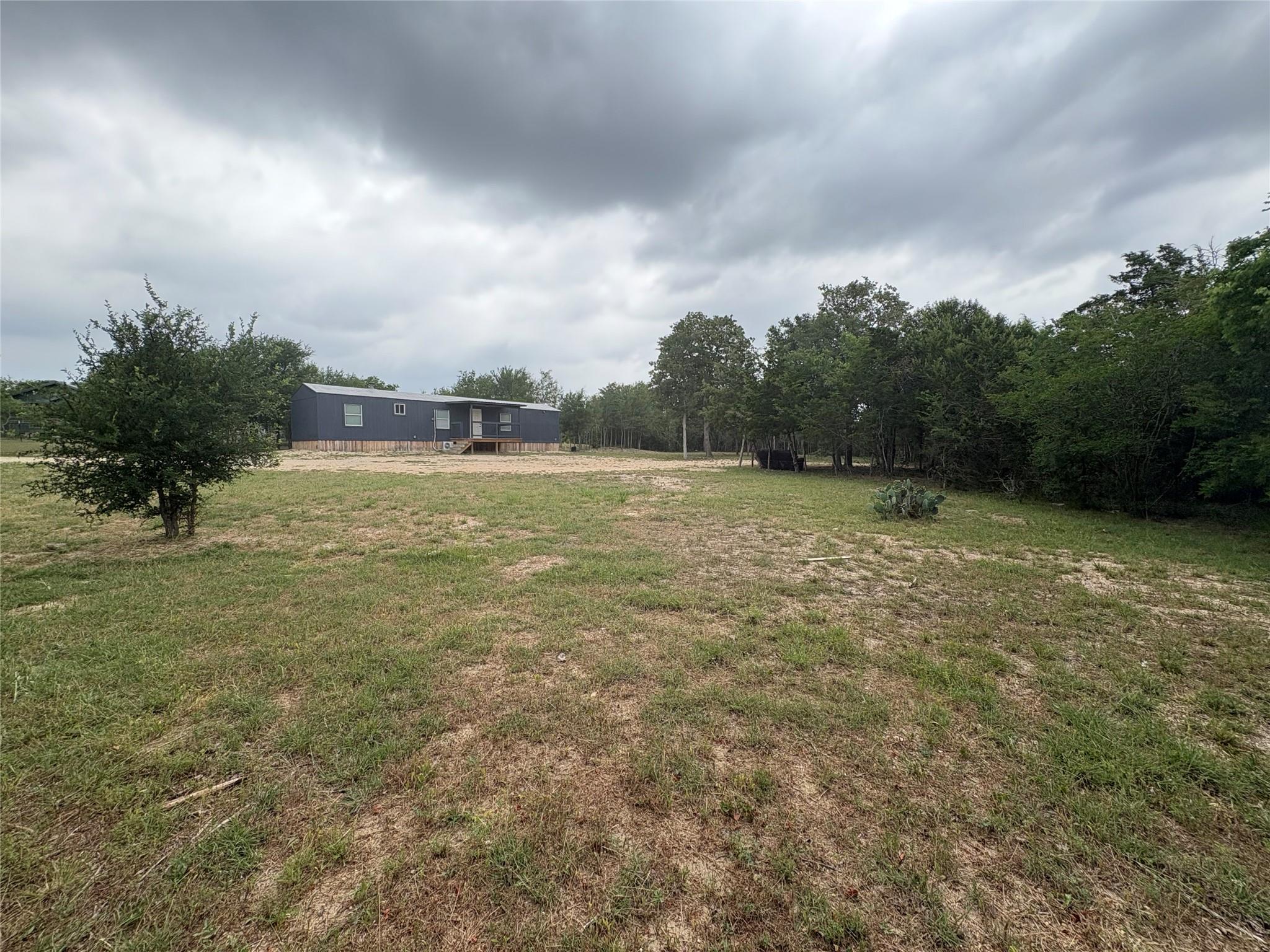 694 Brite Rd, Lockhart, TX 78644