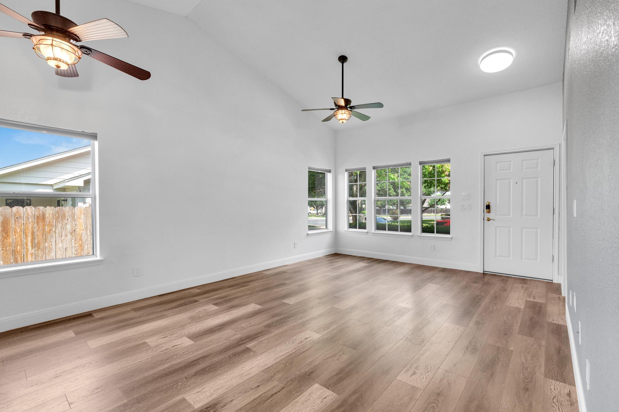 112 Prairie Springs Loop, Georgetown, TX 78626