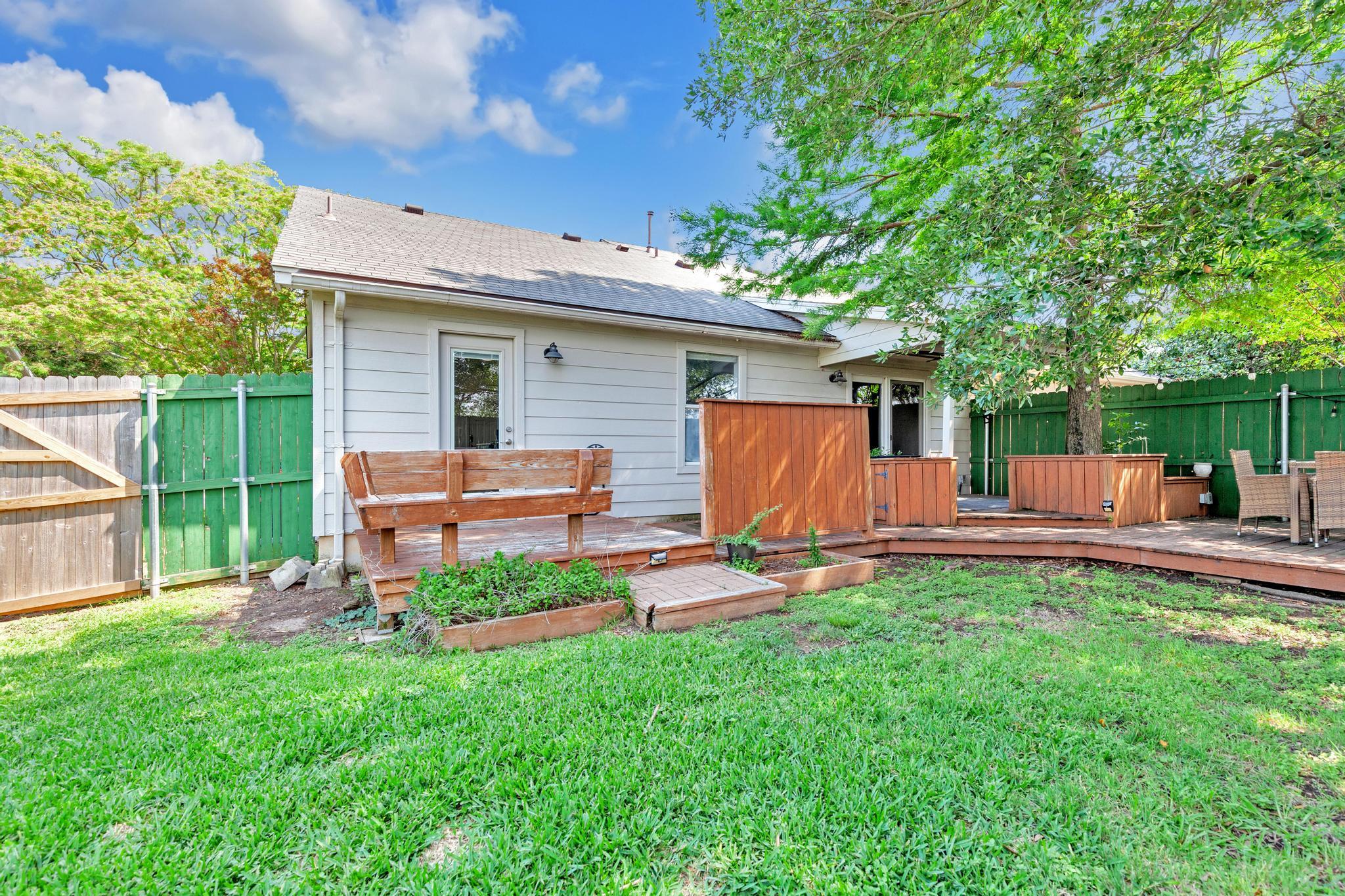 112 Prairie Springs Loop, Georgetown, TX 78626