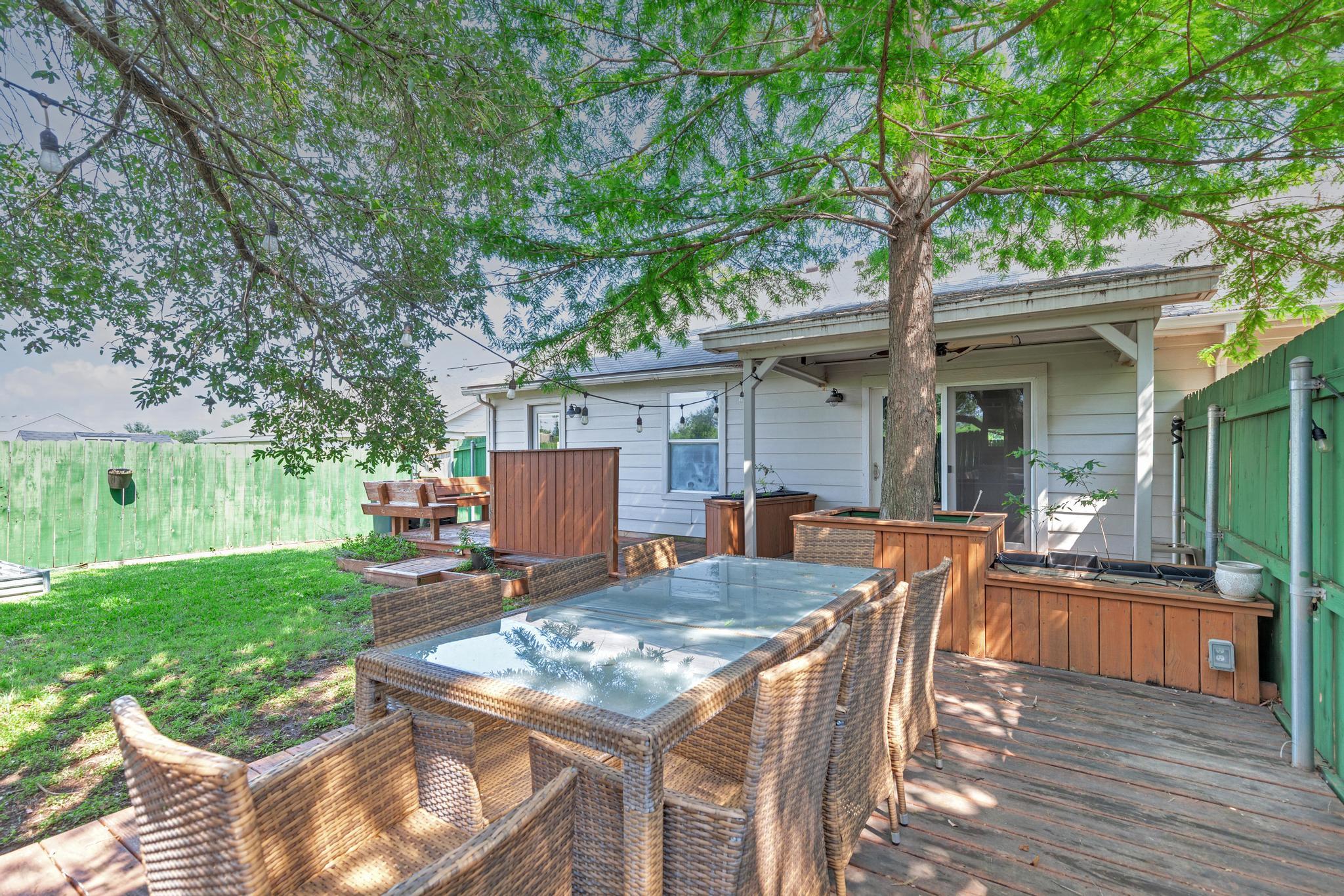112 Prairie Springs Loop, Georgetown, TX 78626