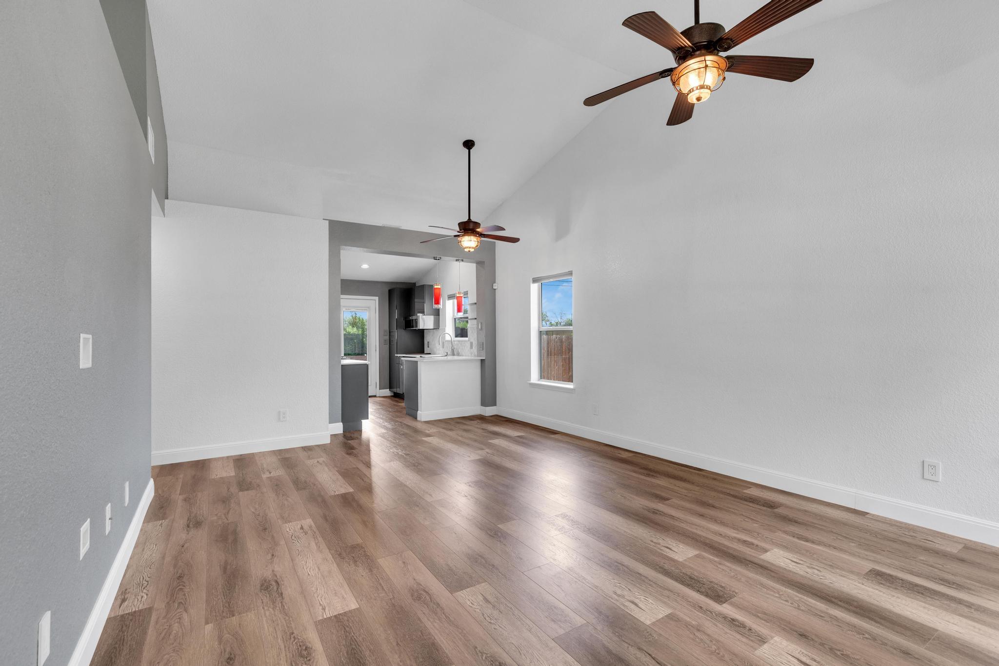 112 Prairie Springs Loop, Georgetown, TX 78626