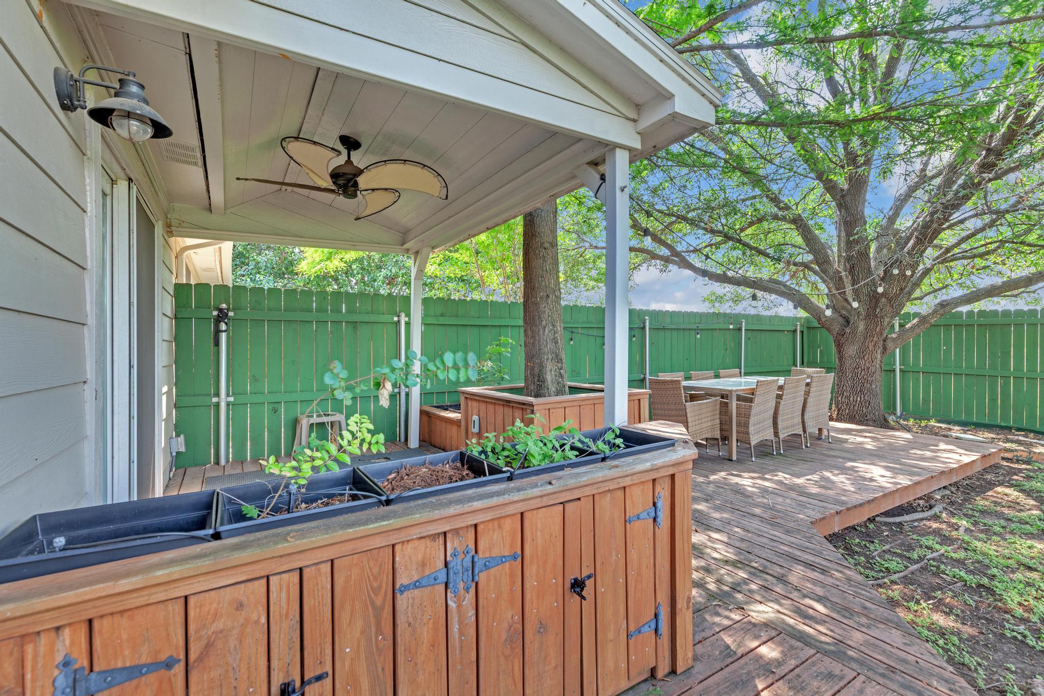 112 Prairie Springs Loop, Georgetown, TX 78626