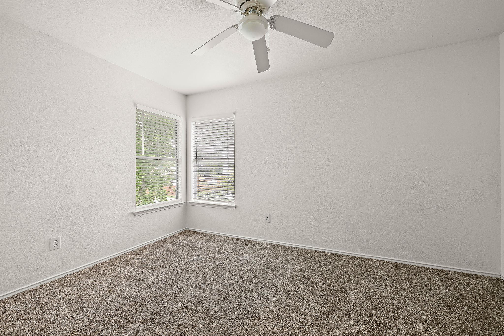 1025 Canterbury Trl, Georgetown, TX 78626