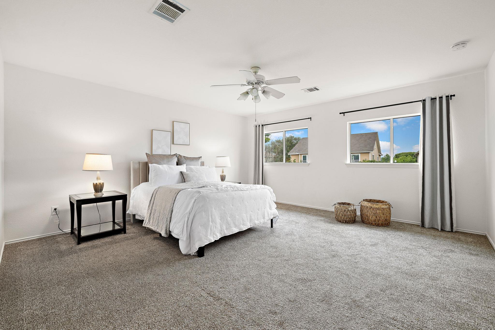 1025 Canterbury Trl, Georgetown, TX 78626