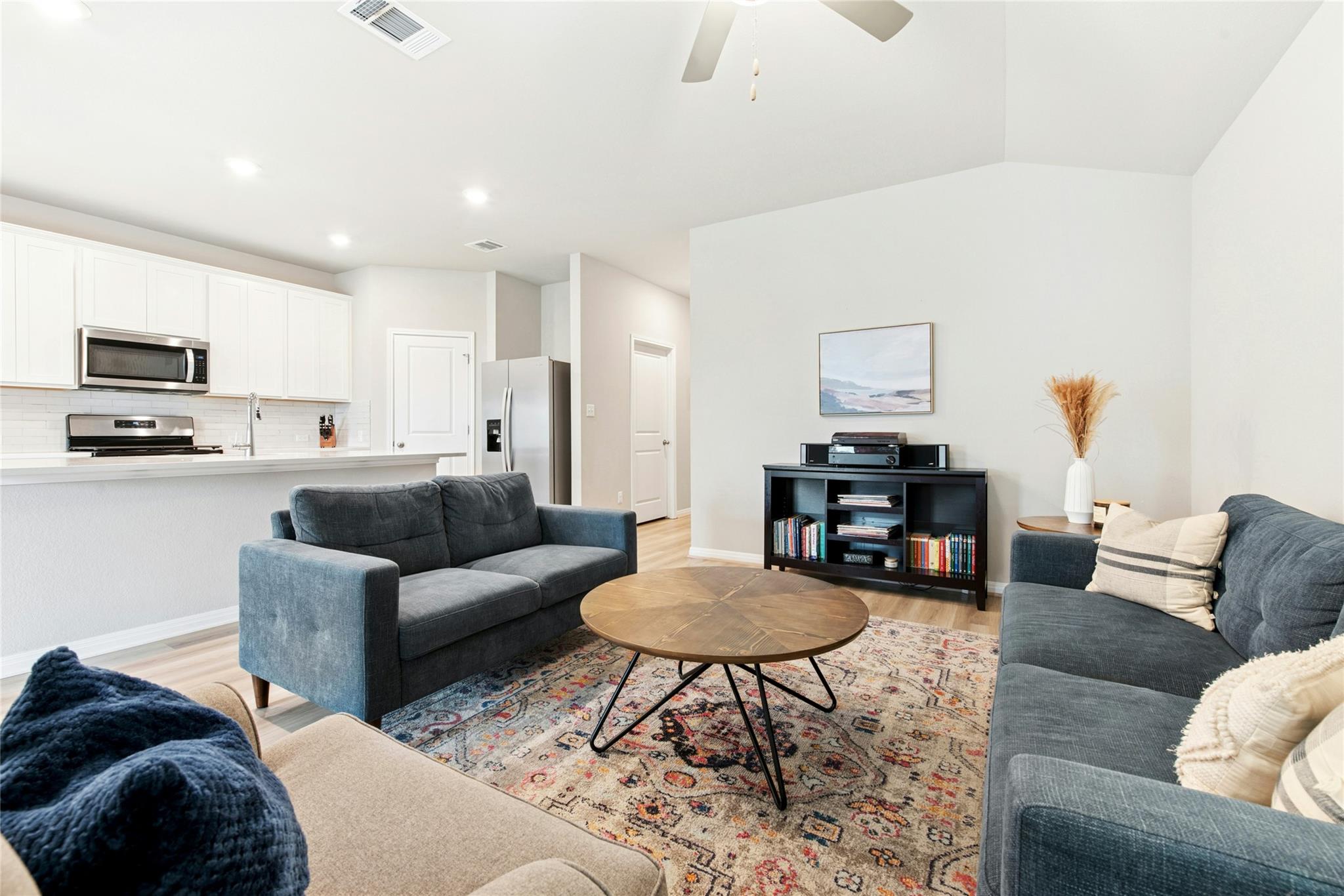 806 Vineyard Falls Rd, Austin, TX 78748