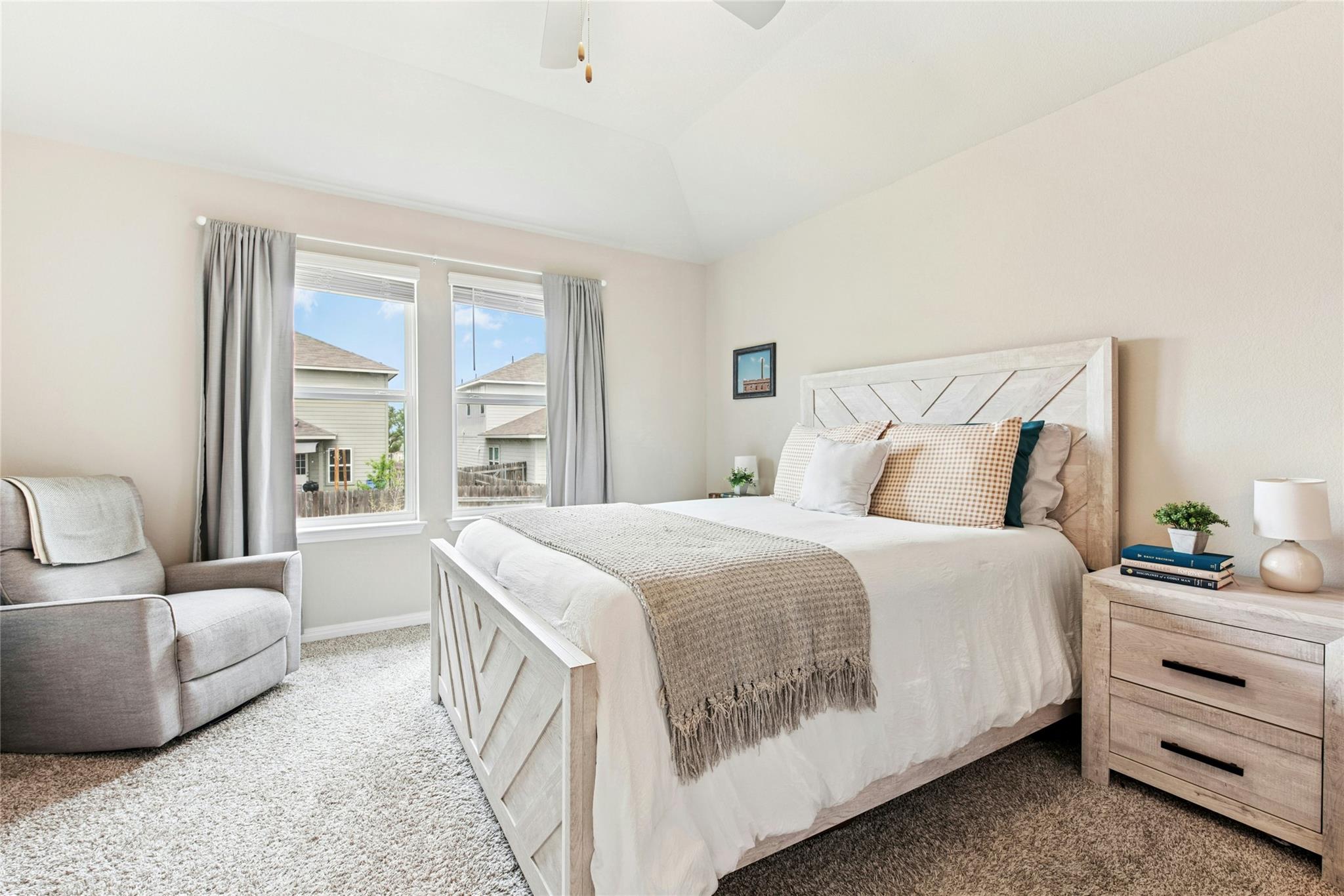 806 Vineyard Falls Rd, Austin, TX 78748