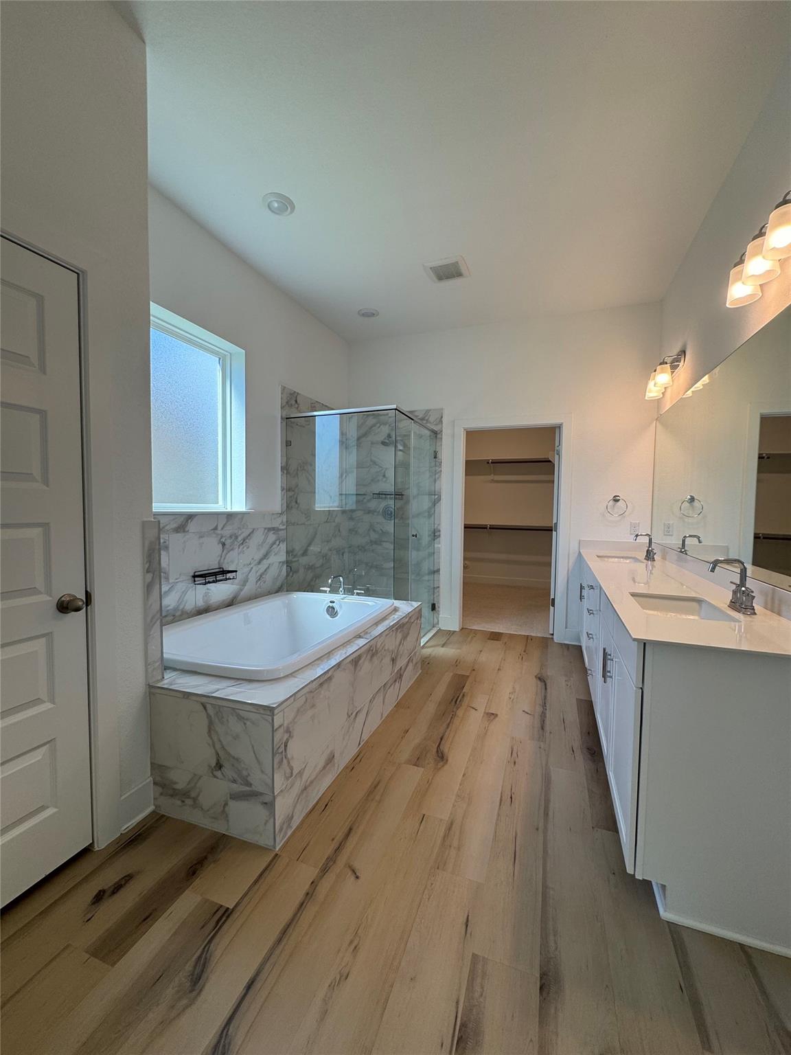 109 Monterey Oak Trl, Georgetown, TX 78628