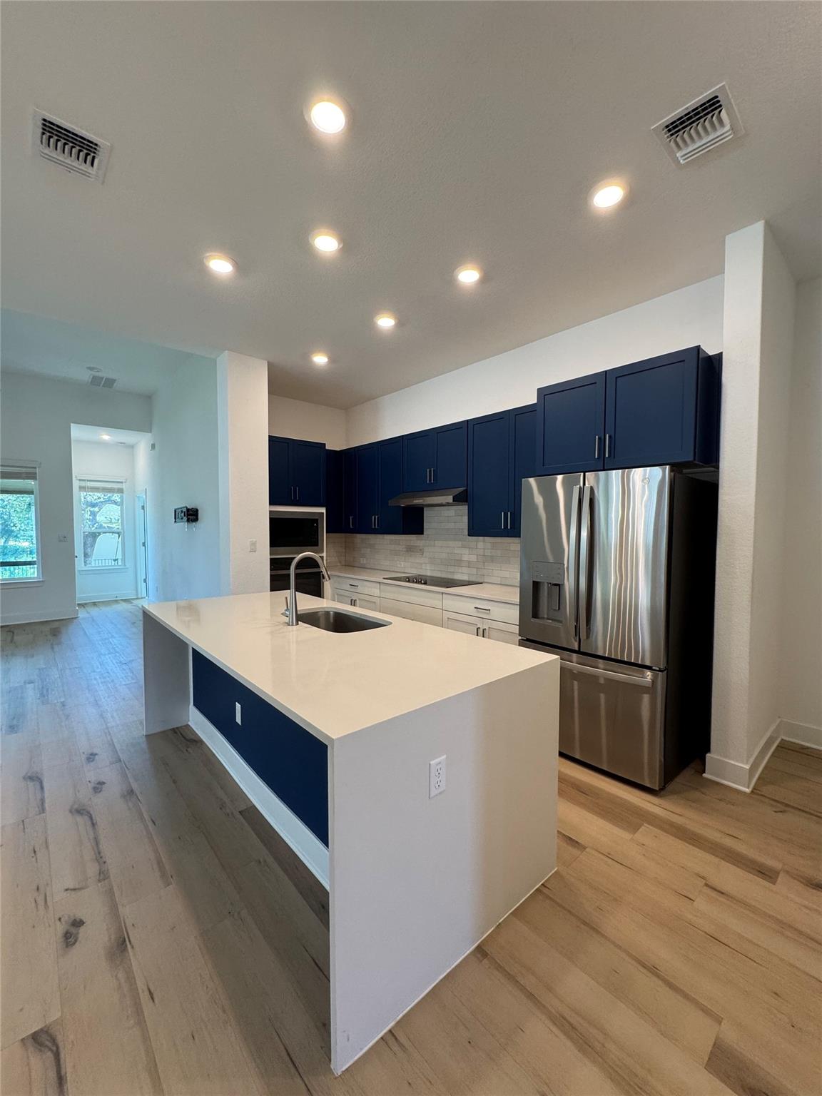 109 Monterey Oak Trl, Georgetown, TX 78628