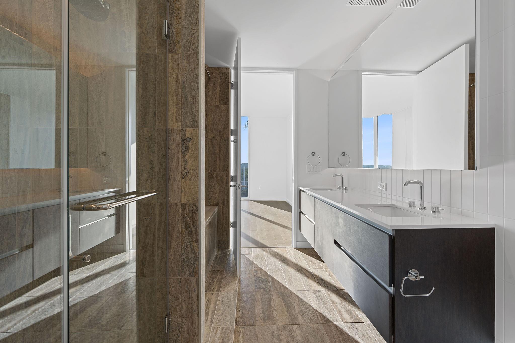 313 W 17th St # 1105, Austin, TX 78701