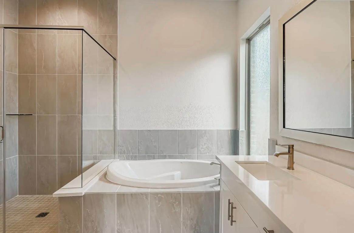 310 Prickly Poppy Loop, Kyle, TX 78640