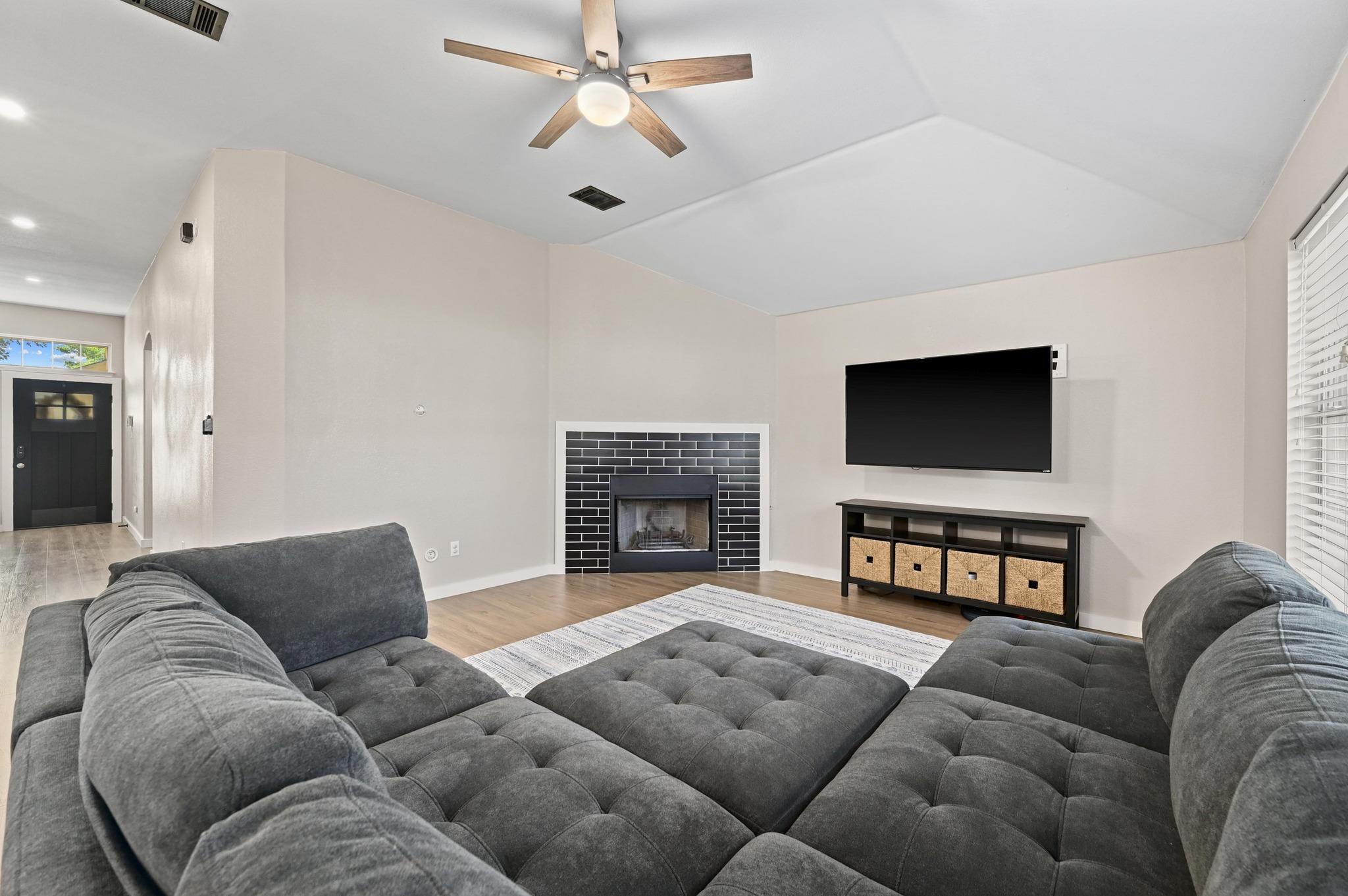 101 Desert Highlands Trl, Round Rock, TX 78665