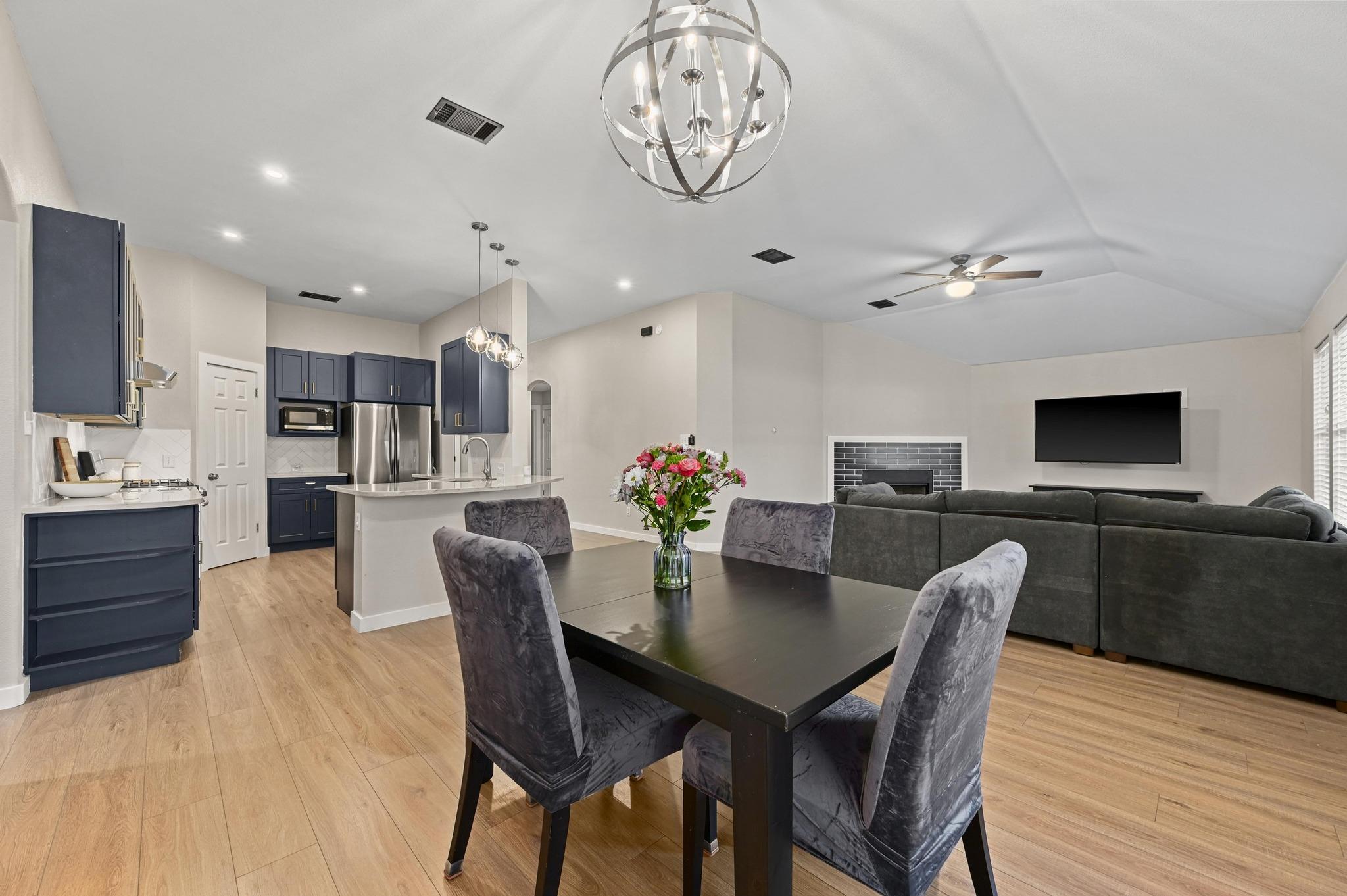 101 Desert Highlands Trl, Round Rock, TX 78665