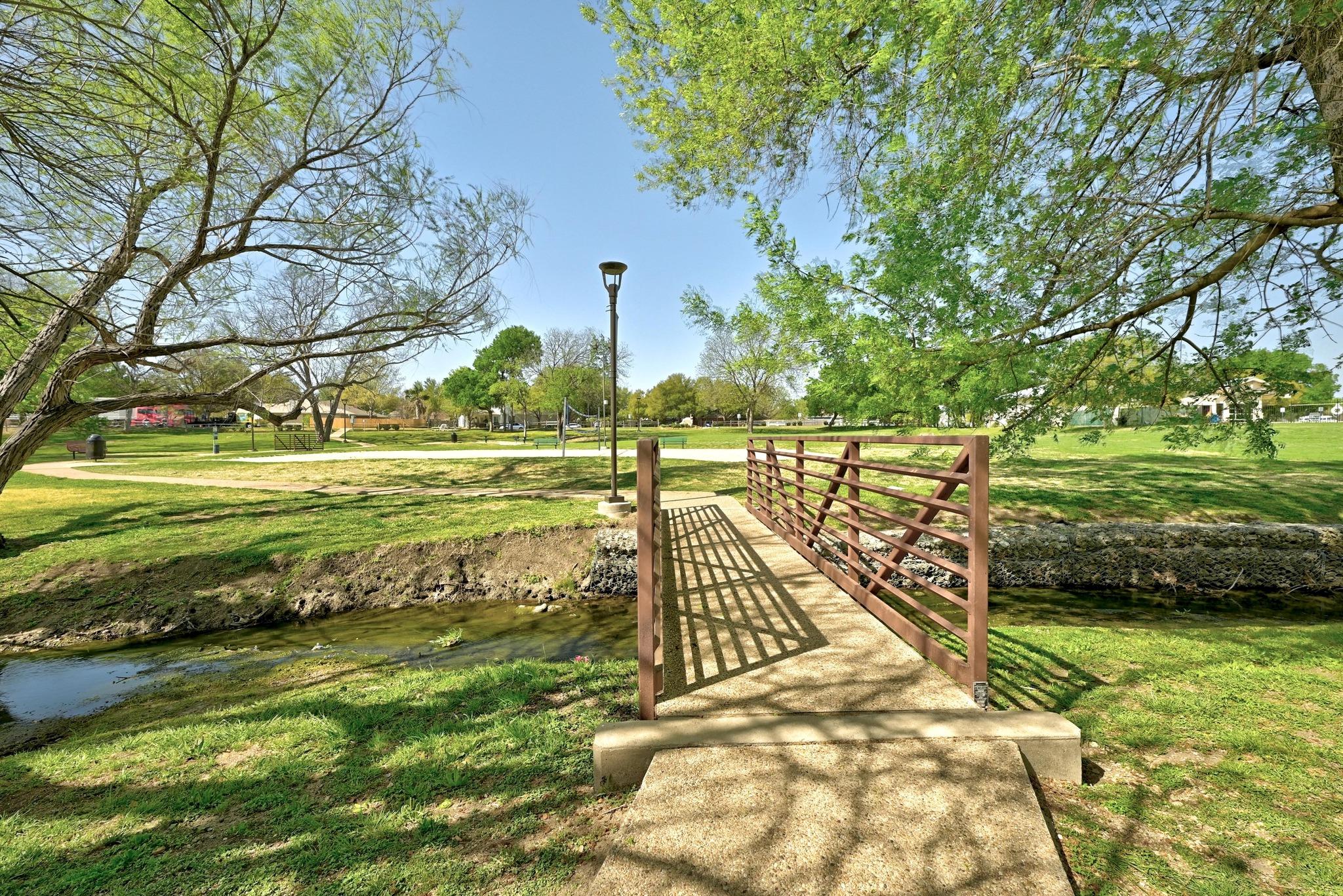 101 Desert Highlands Trl, Round Rock, TX 78665