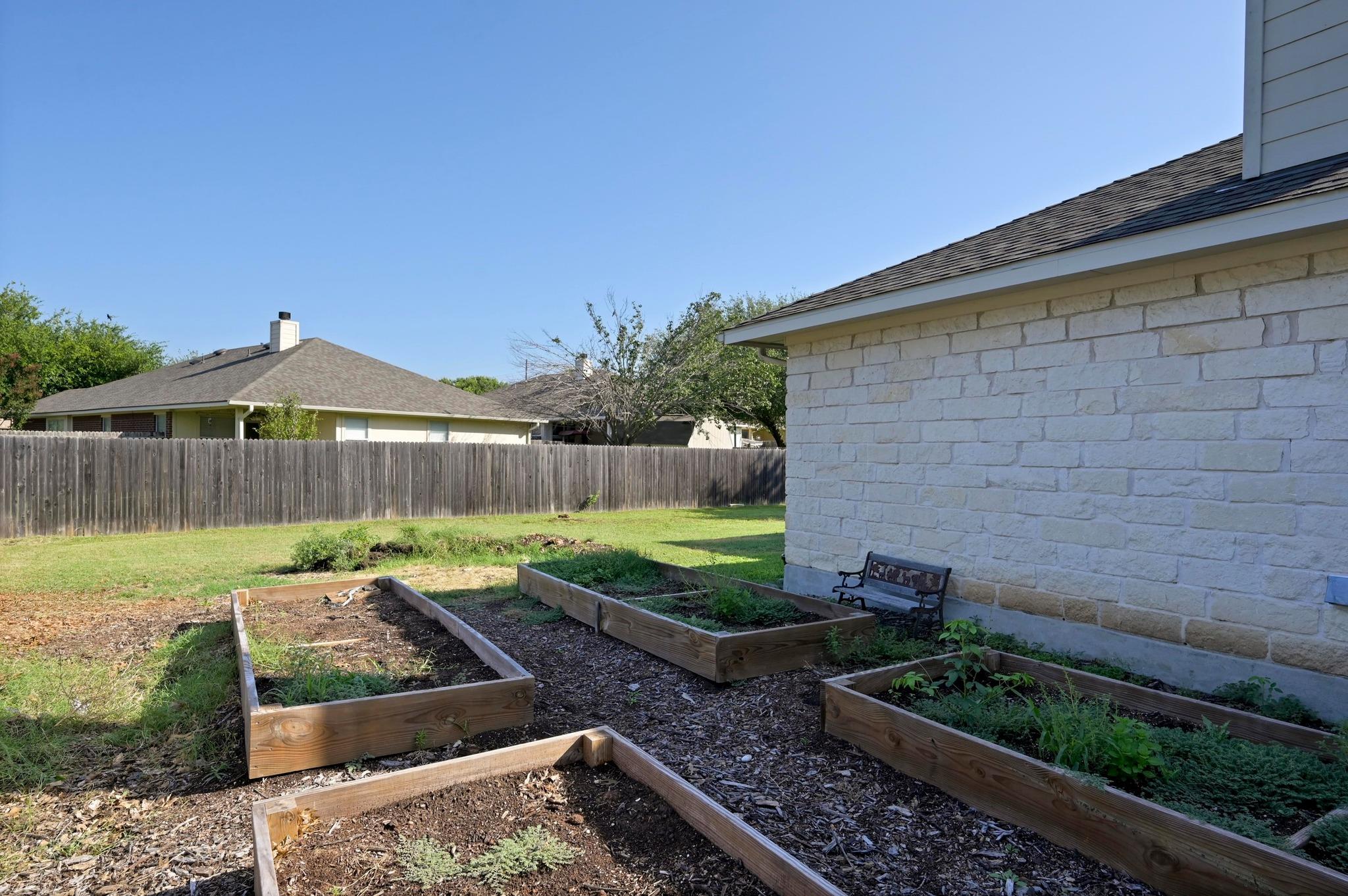 101 Desert Highlands Trl, Round Rock, TX 78665