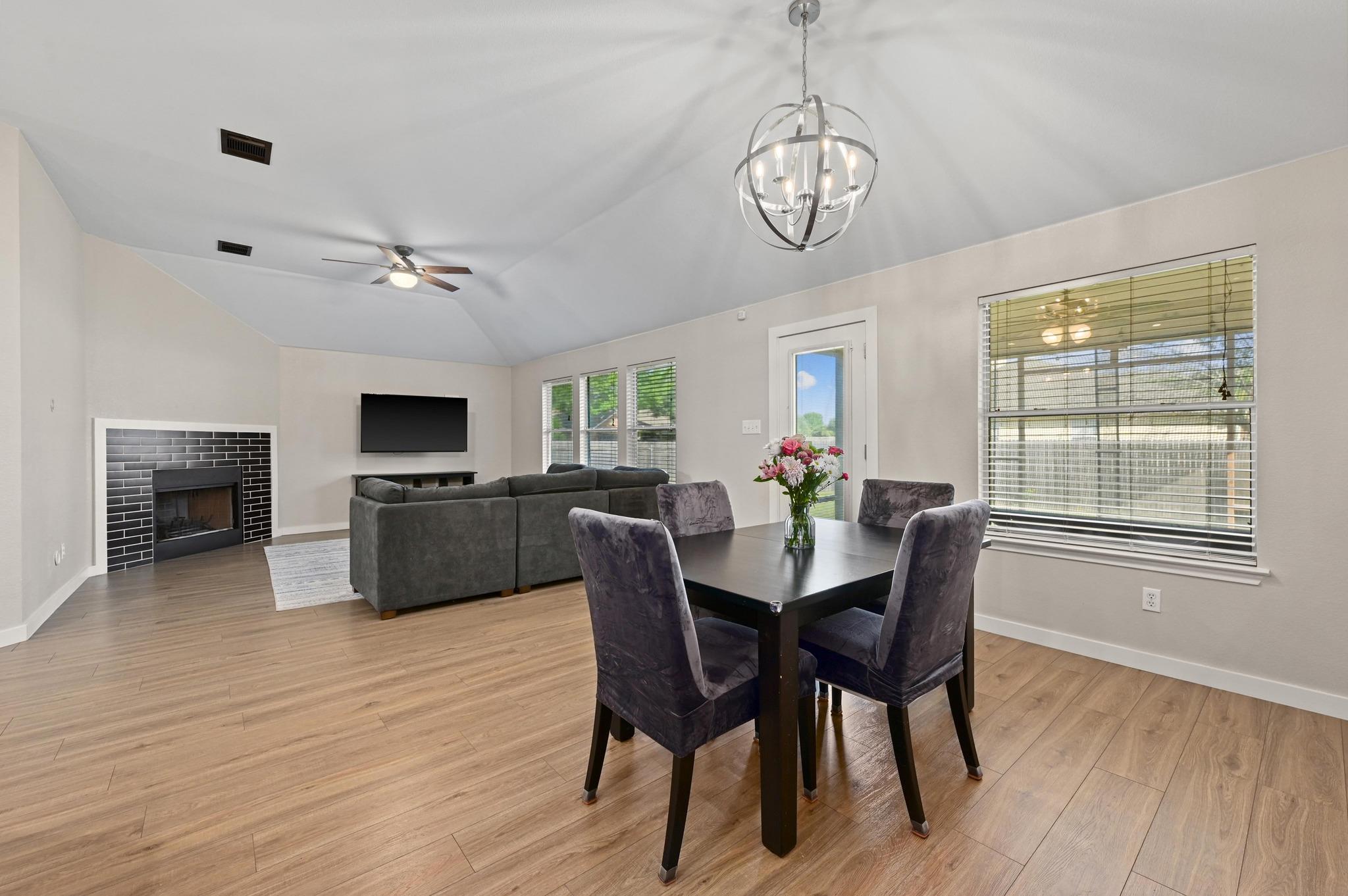 101 Desert Highlands Trl, Round Rock, TX 78665