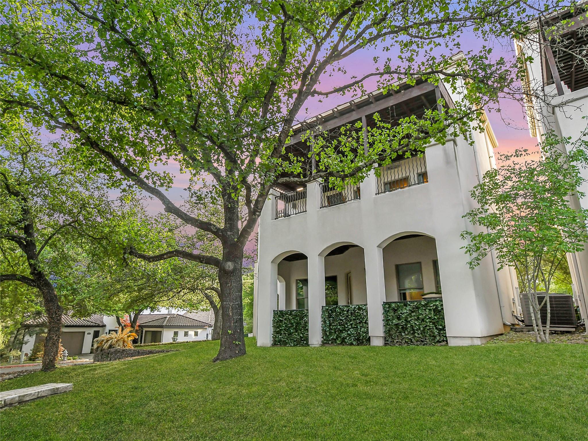 1910 Rue De St Tropez # 4, Austin, TX 78746