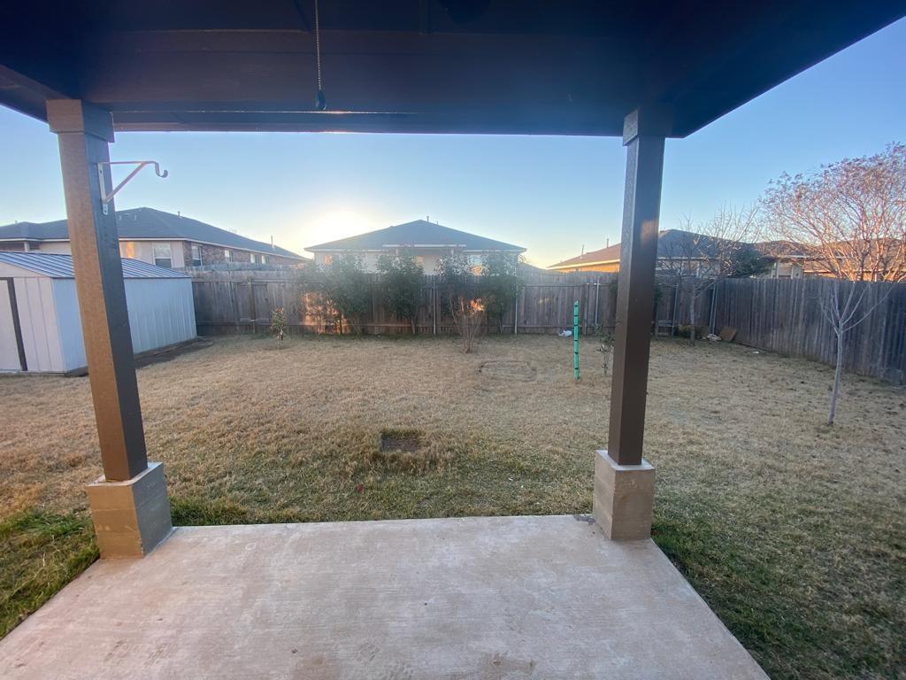 1003 Clayton Dr, Leander, TX 78641