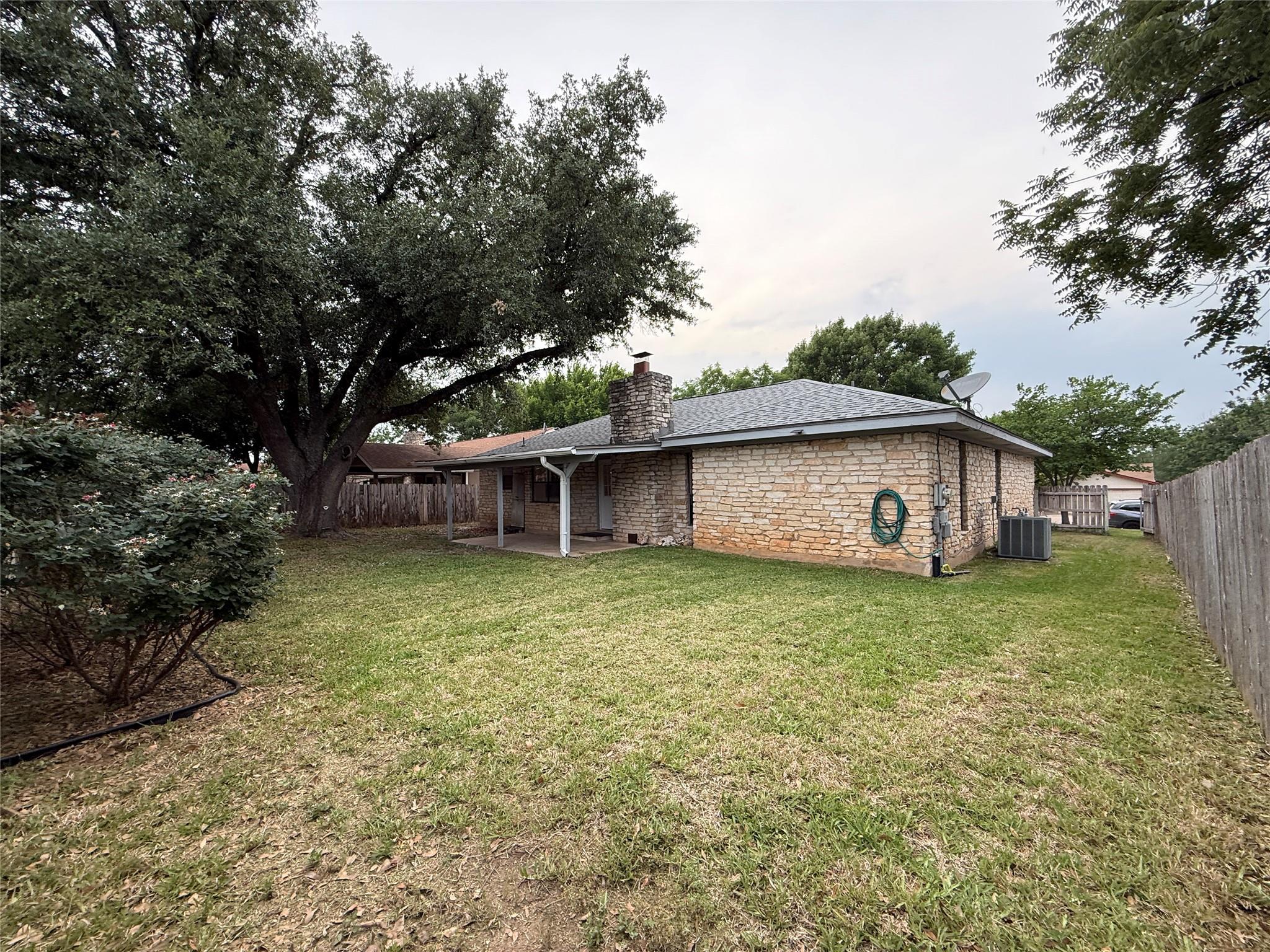 3907 Rolling Hill, Round Rock, TX 78681