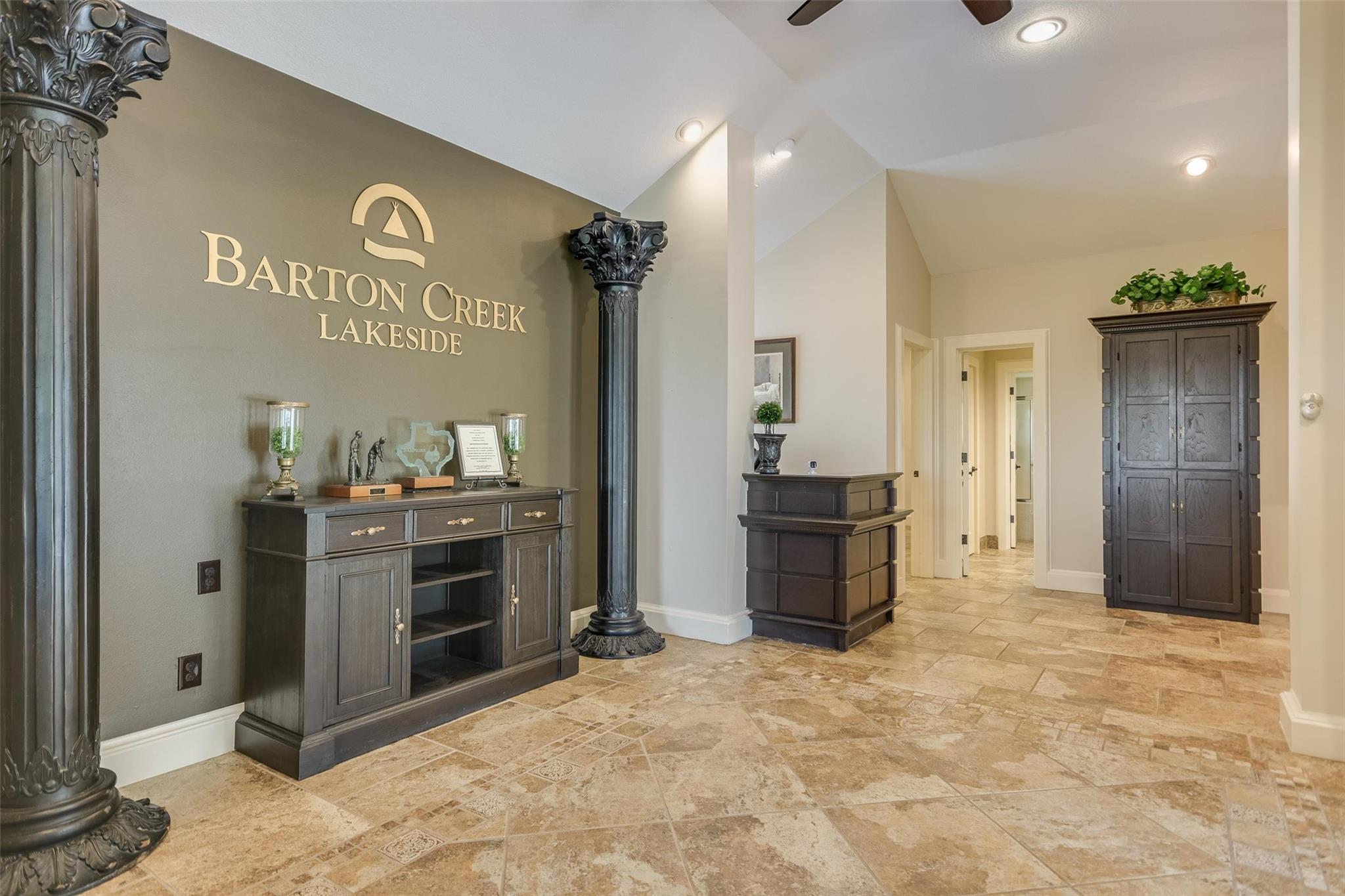 1800 Clubhouse Hill Dr, Spicewood, TX 78669