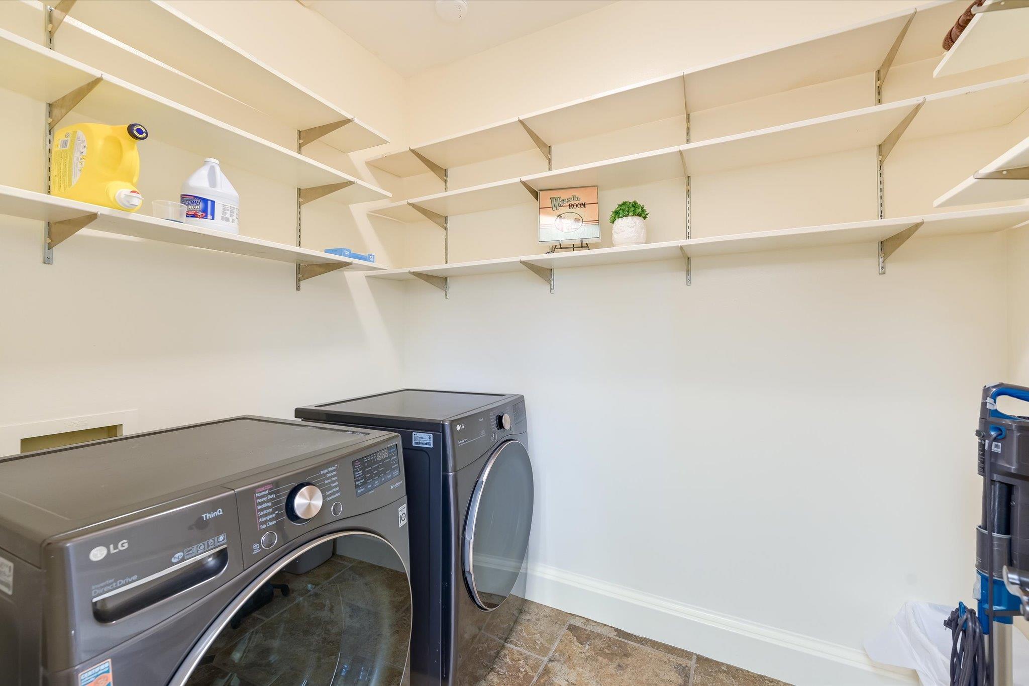 1800 Clubhouse Hill Dr, Spicewood, TX 78669