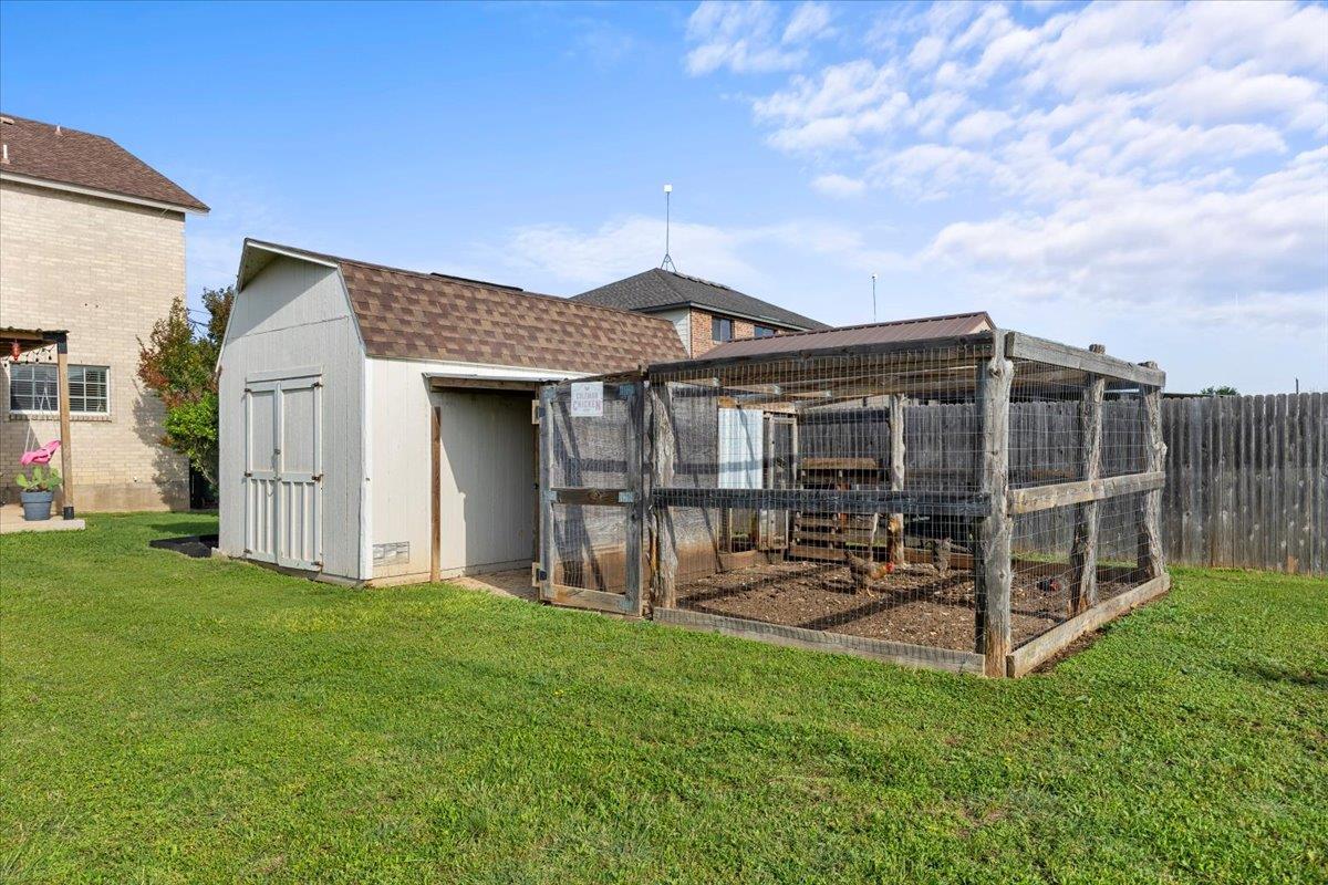 100 N Prairie Ln, Georgetown, TX 78633