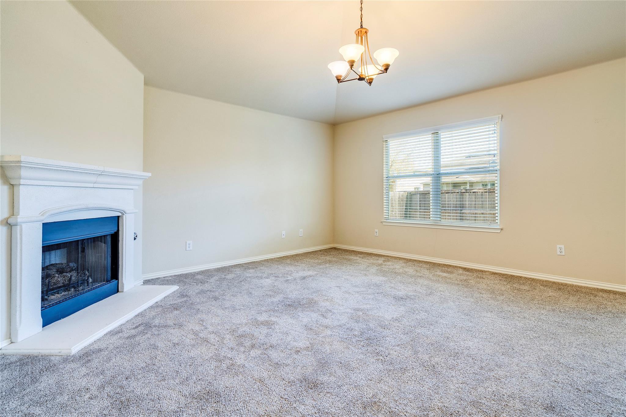 293 Buckingham Dr, Kyle, TX 78640