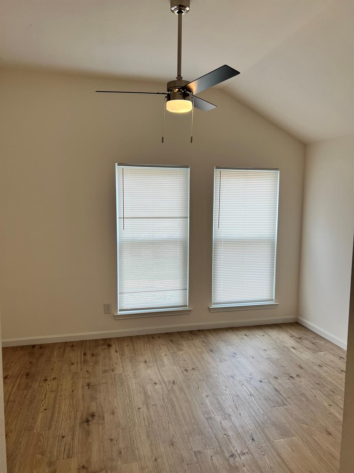 836 Mica Ln, Leander, TX 78641
