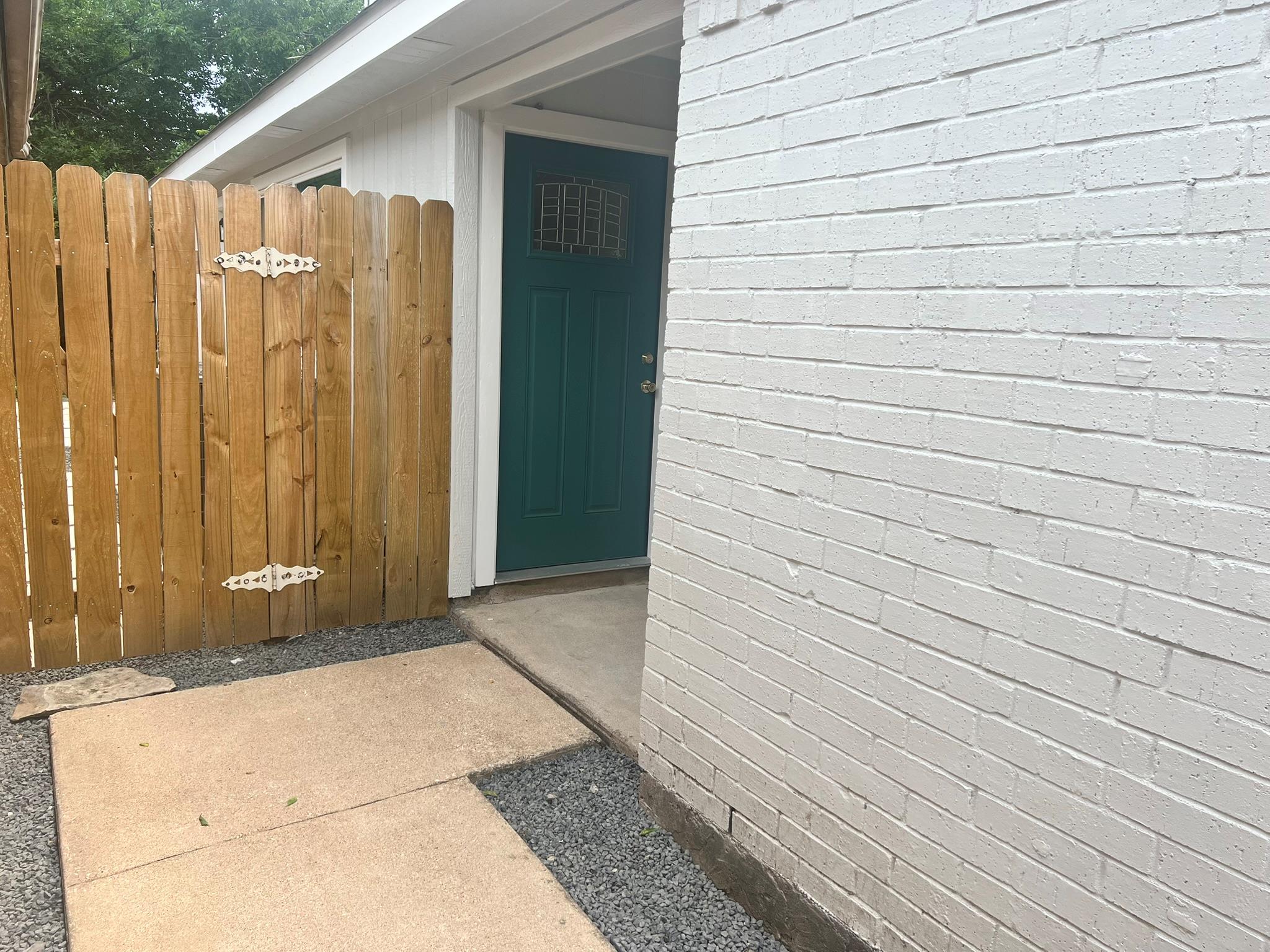 836 Mica Ln, Leander, TX 78641