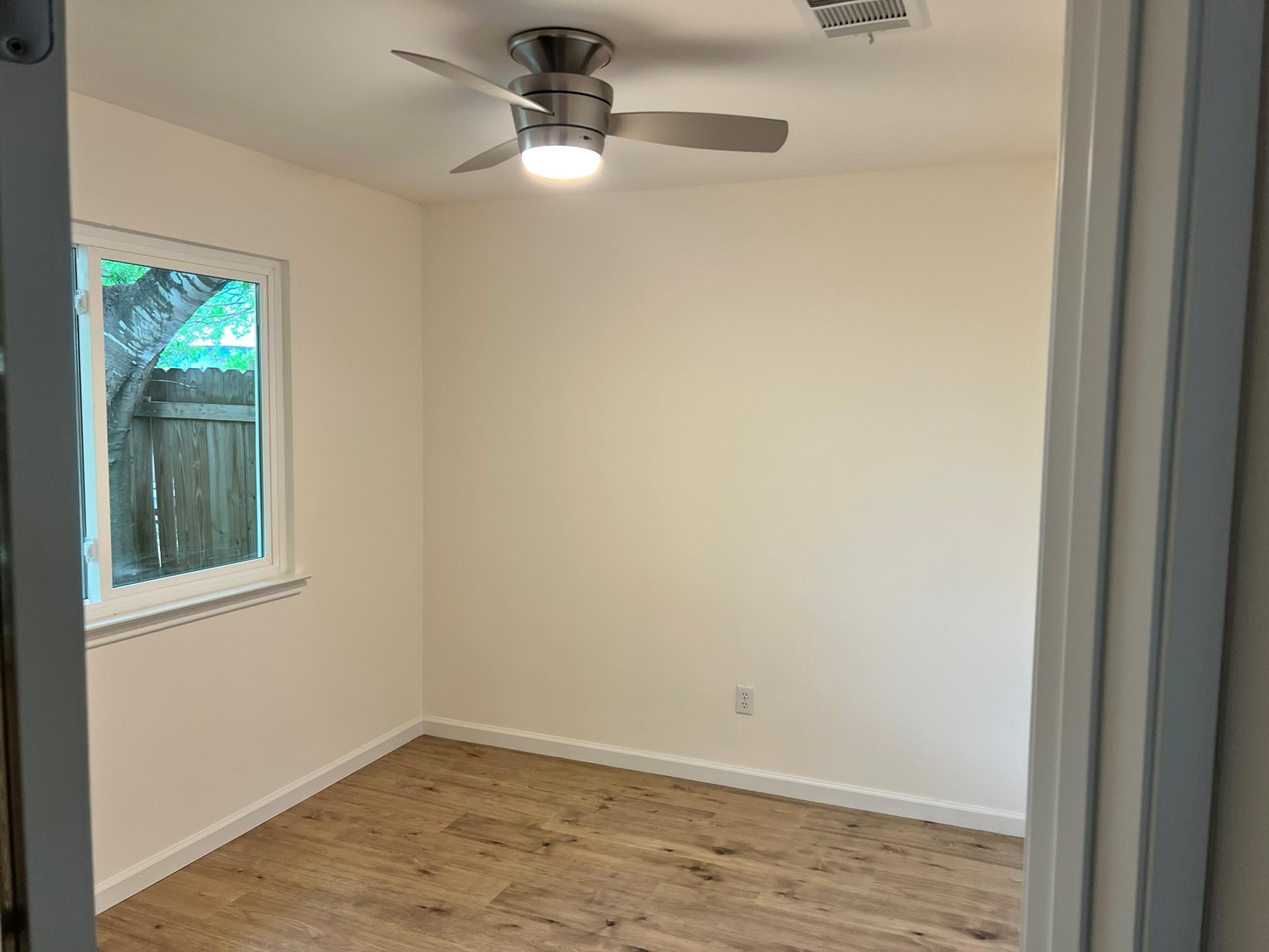 836 Mica Ln, Leander, TX 78641
