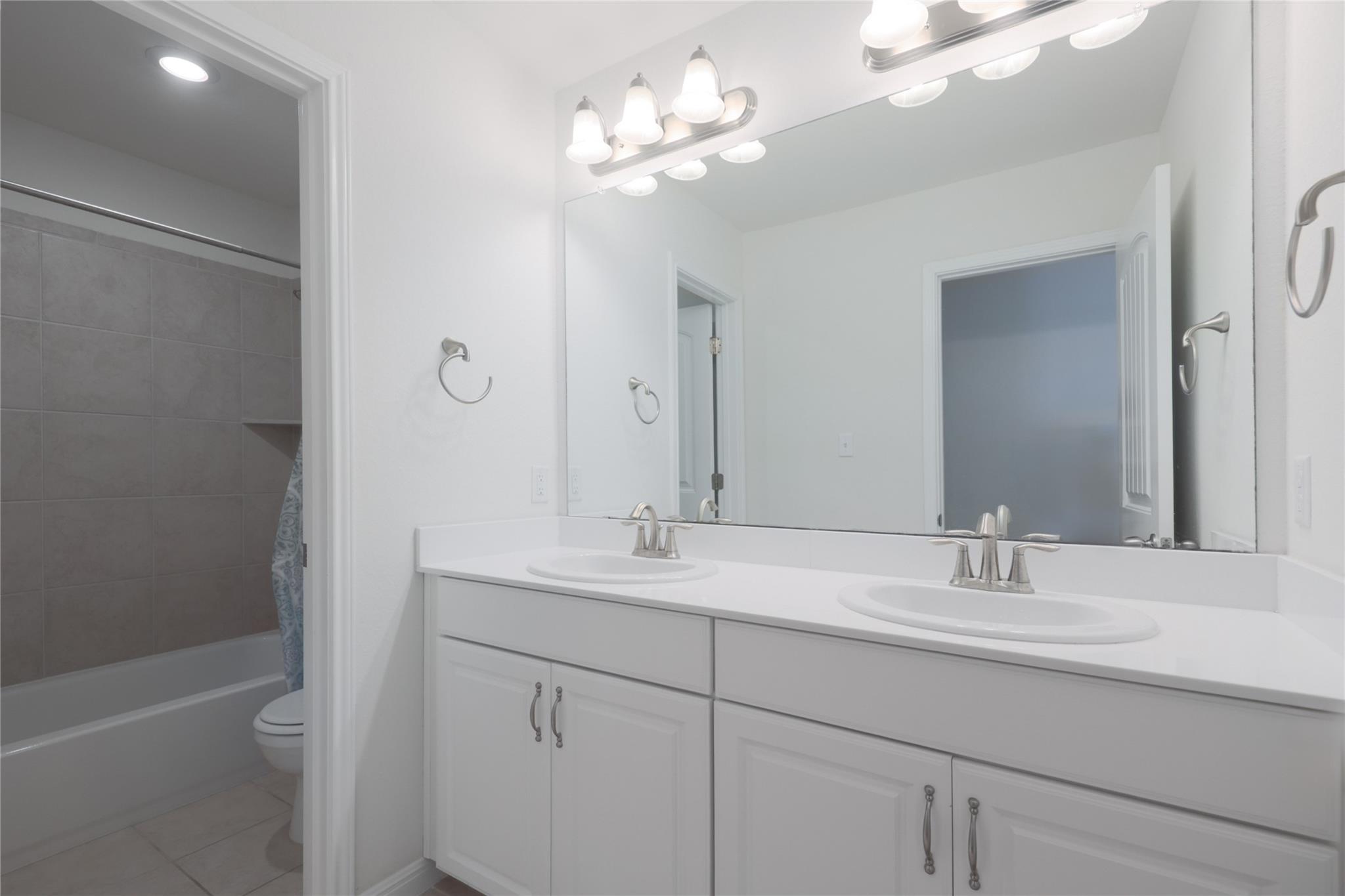 432 Spanish Star Trl, Dripping Springs, TX 78620