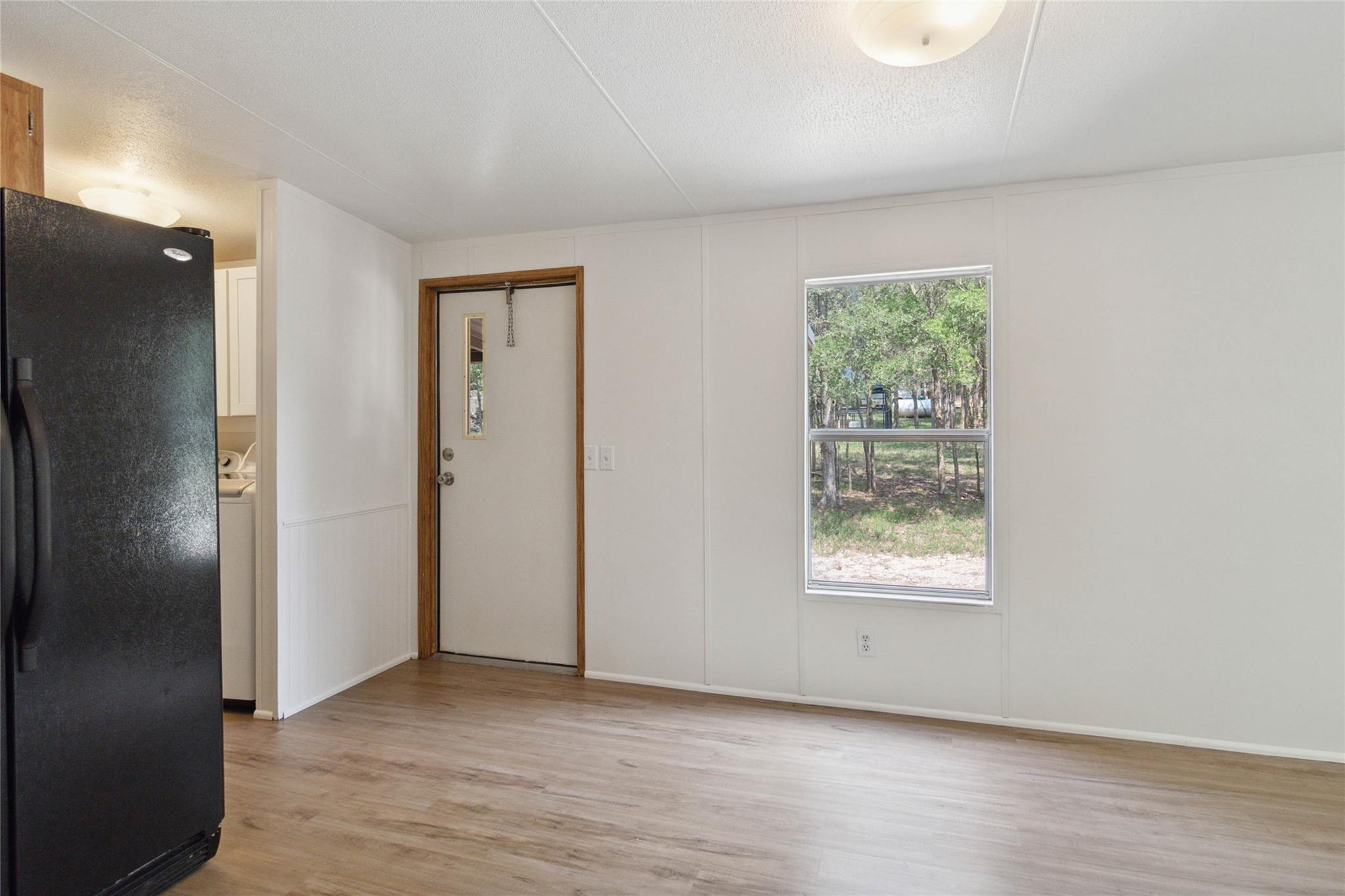 153 Cherylton Dr, Red Rock, TX 78662