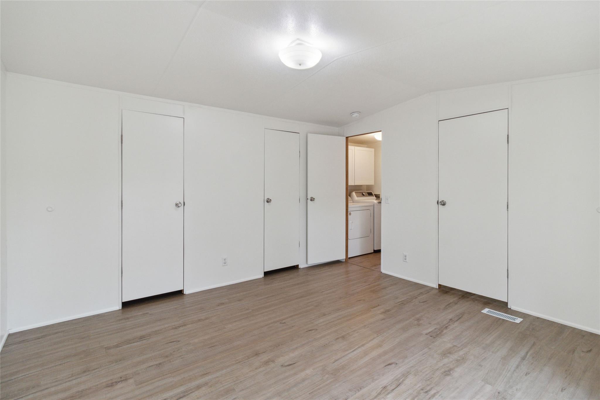 153 Cherylton Dr, Red Rock, TX 78662