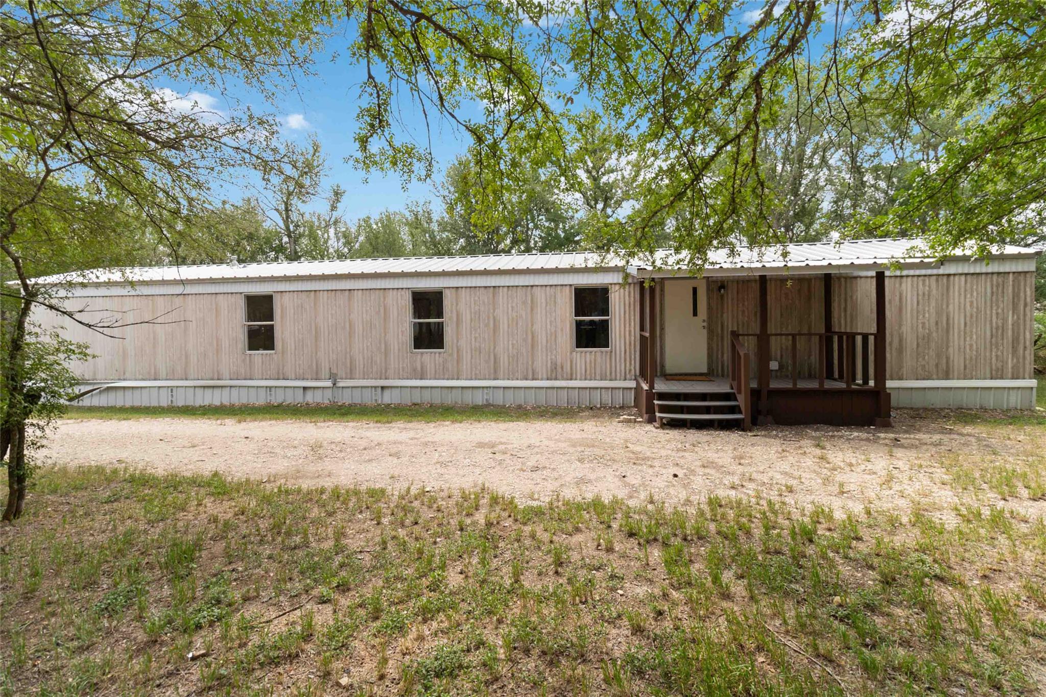 153 Cherylton Dr, Red Rock, TX 78662