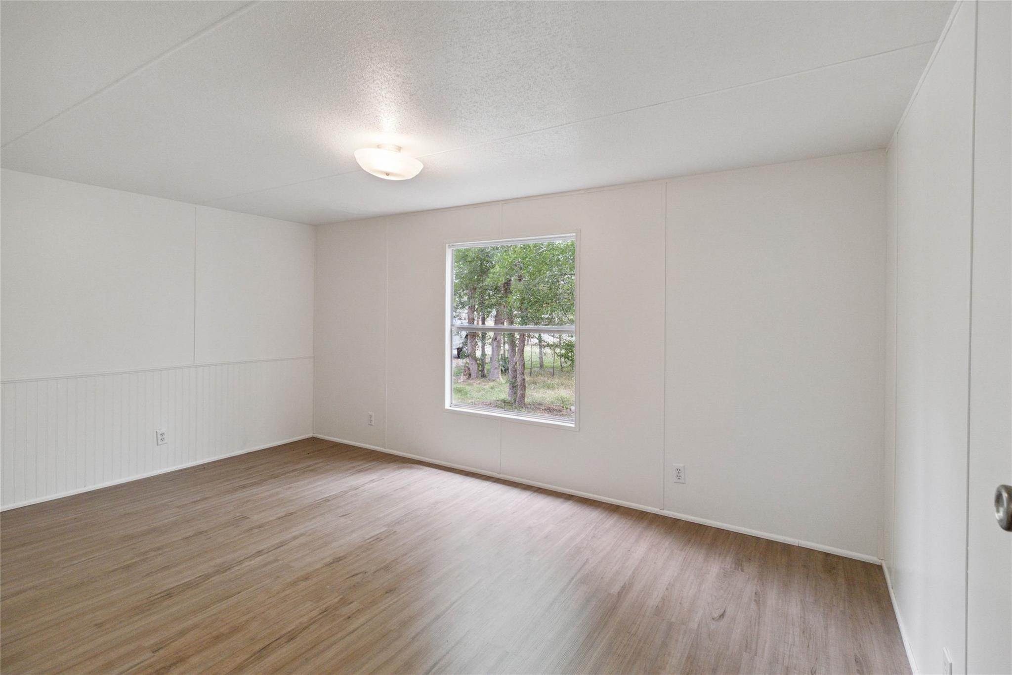 153 Cherylton Dr, Red Rock, TX 78662