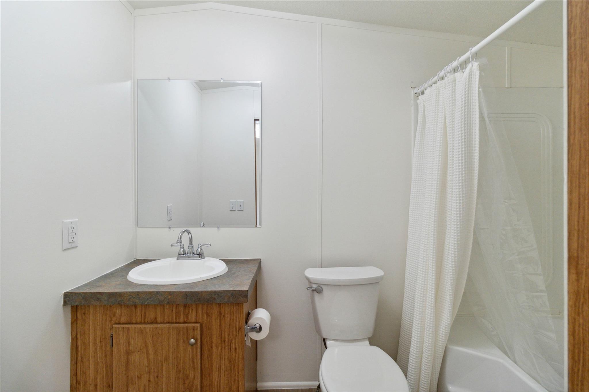 153 Cherylton Dr, Red Rock, TX 78662