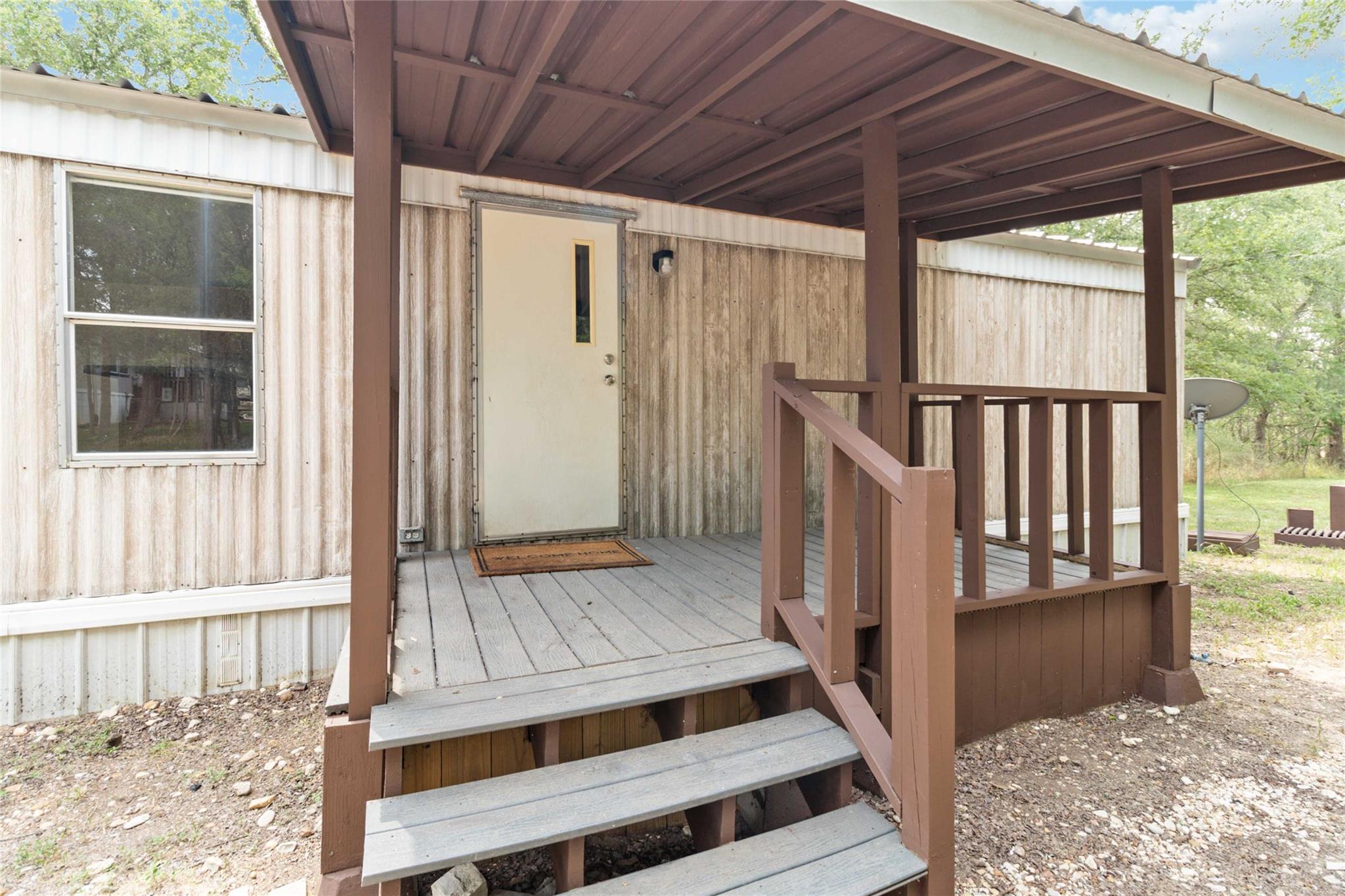 153 Cherylton Dr, Red Rock, TX 78662