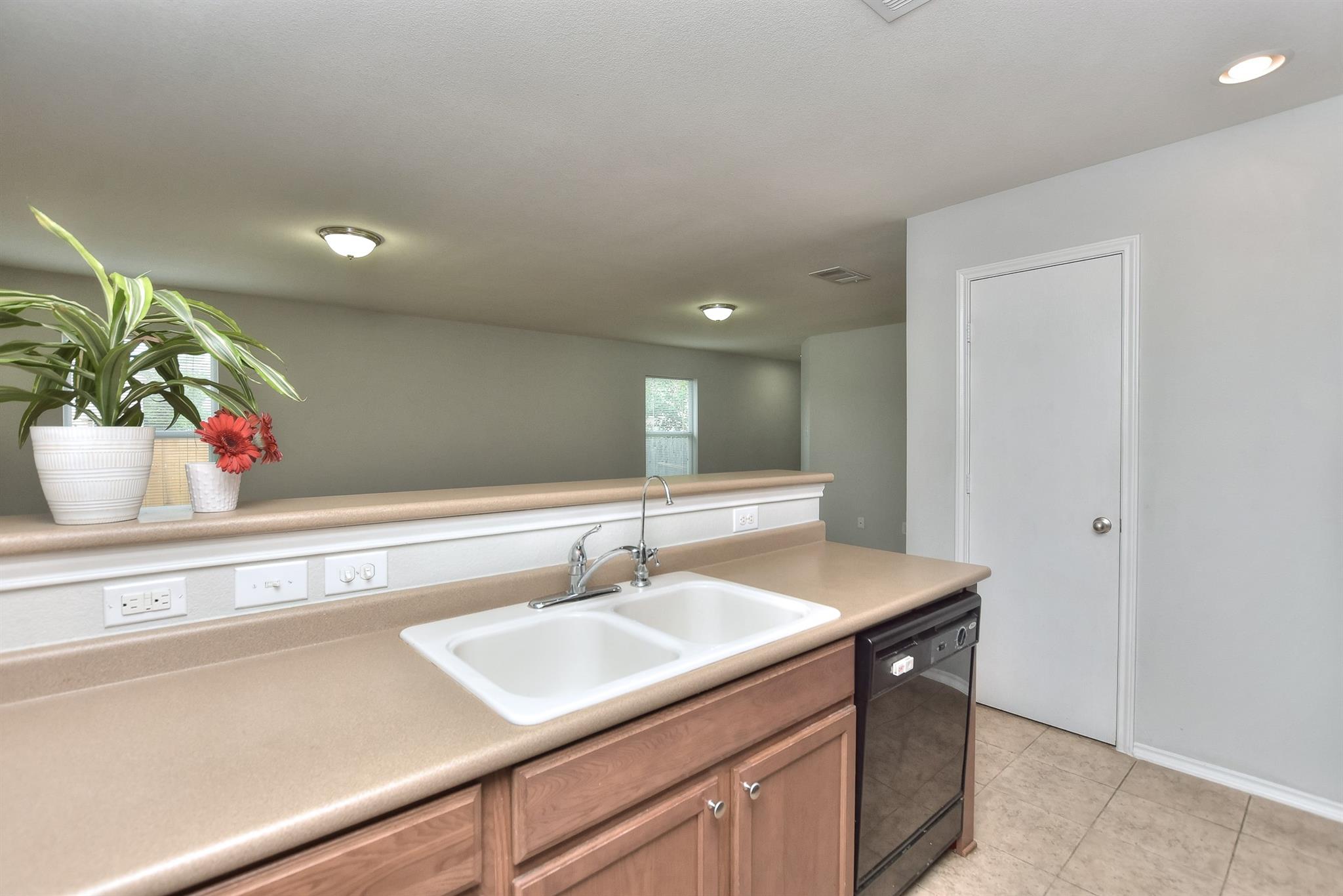2206 Weiss Ln, Georgetown, TX 78626
